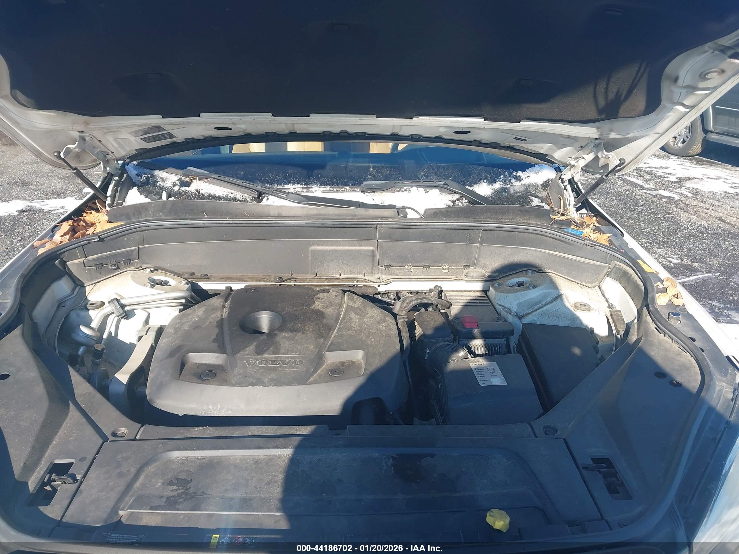 VOLVO XC90 image 10