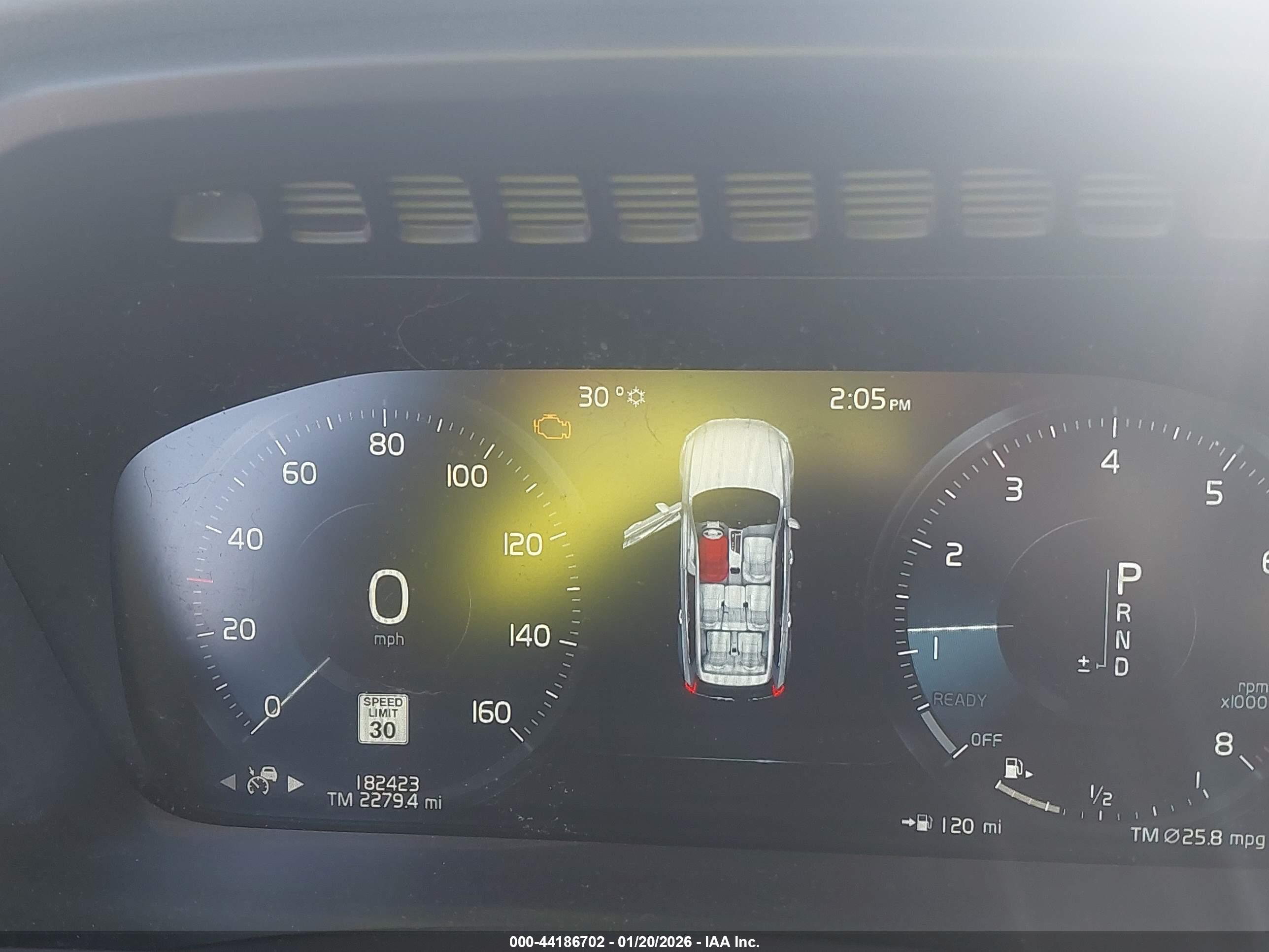VOLVO XC90 image 7