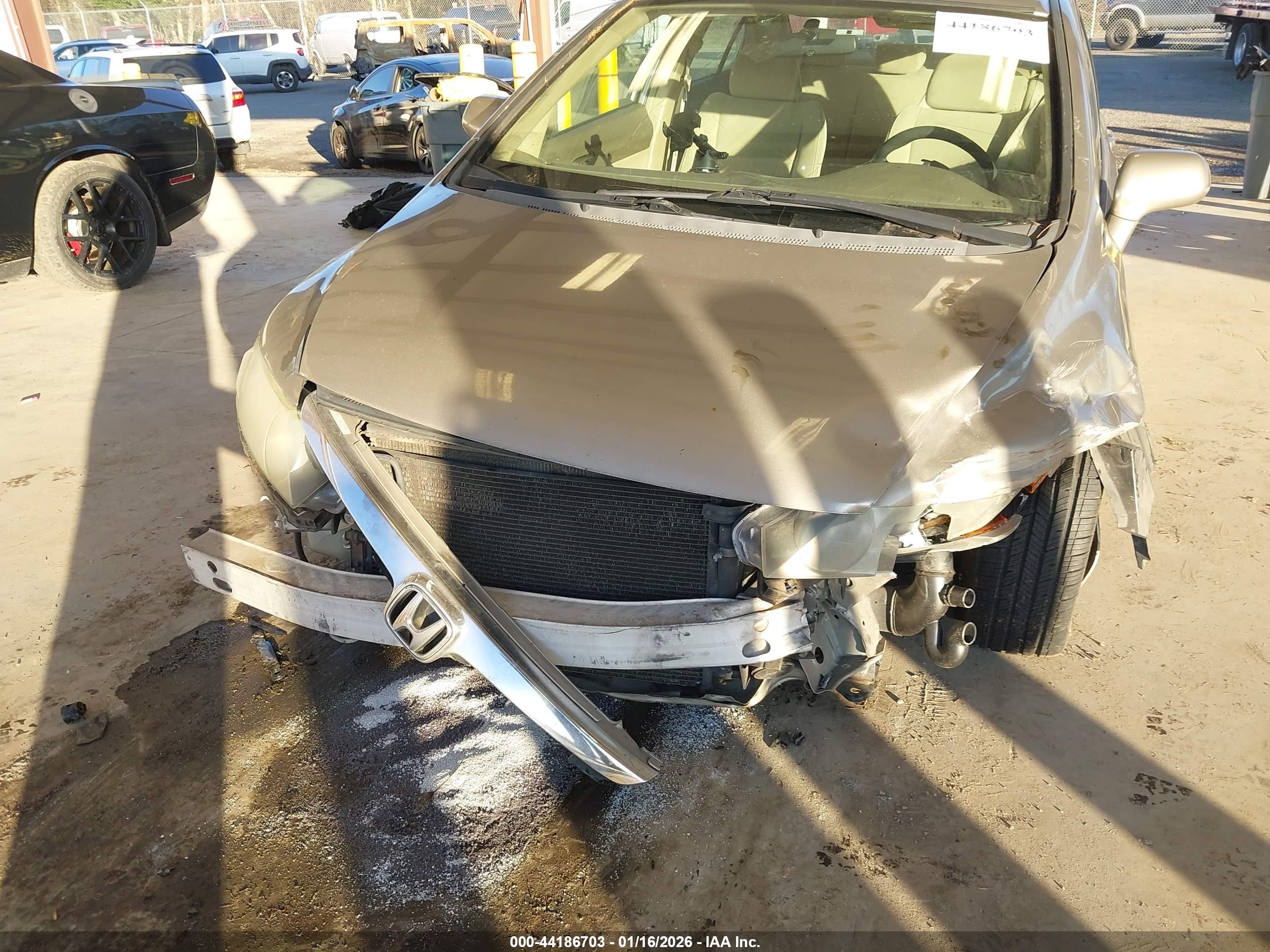 HONDA CIVIC image 6