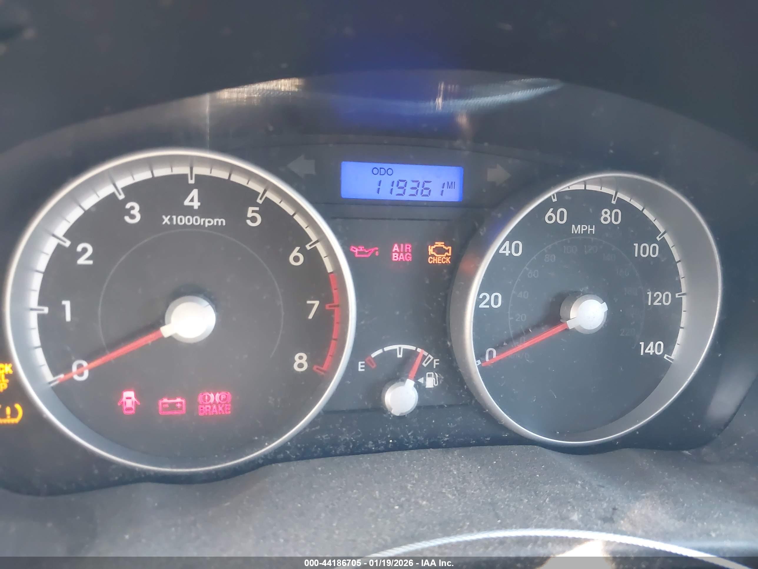 HYUNDAI ACCENT image 7