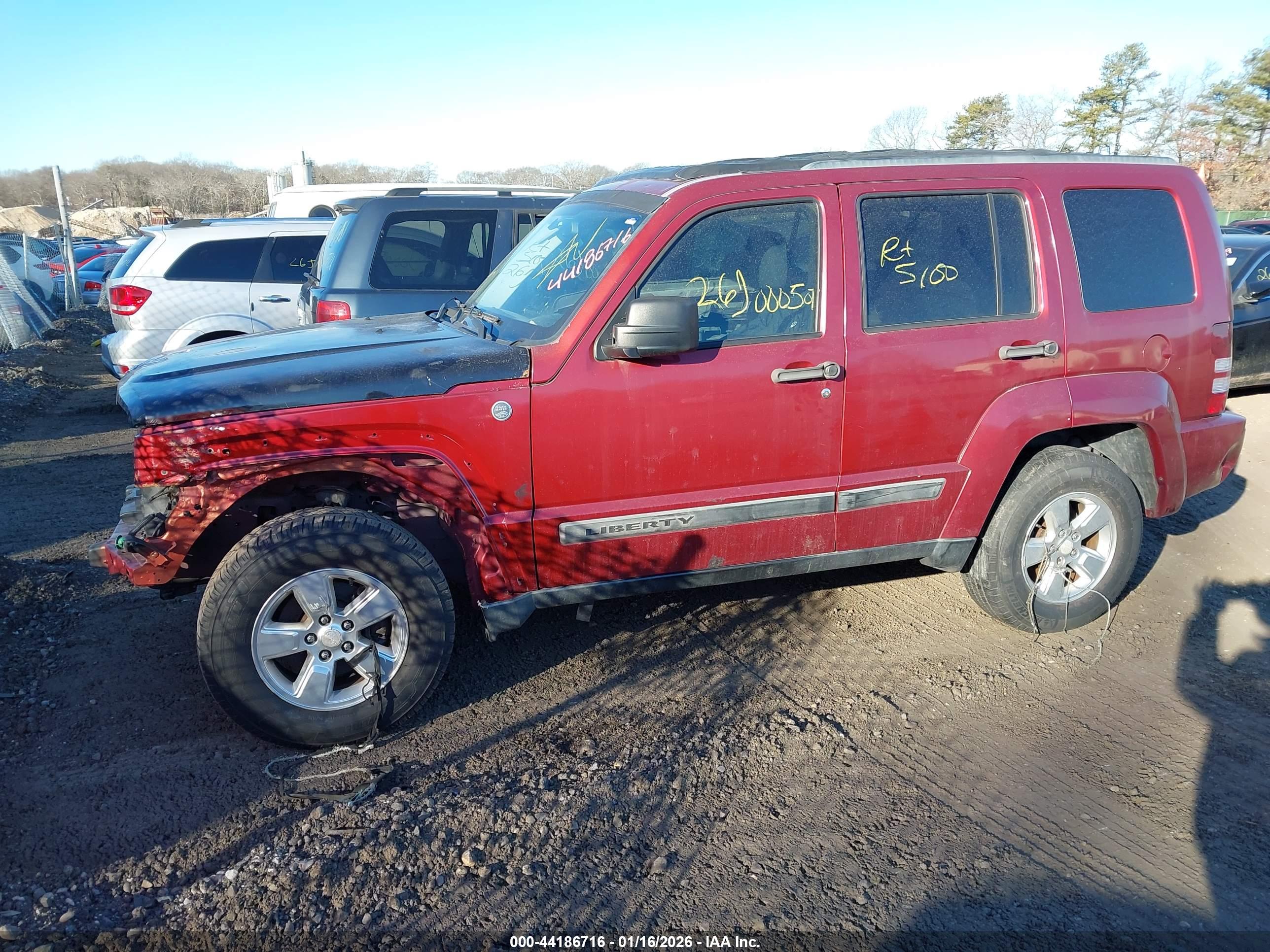 JEEP LIBERTY image 2