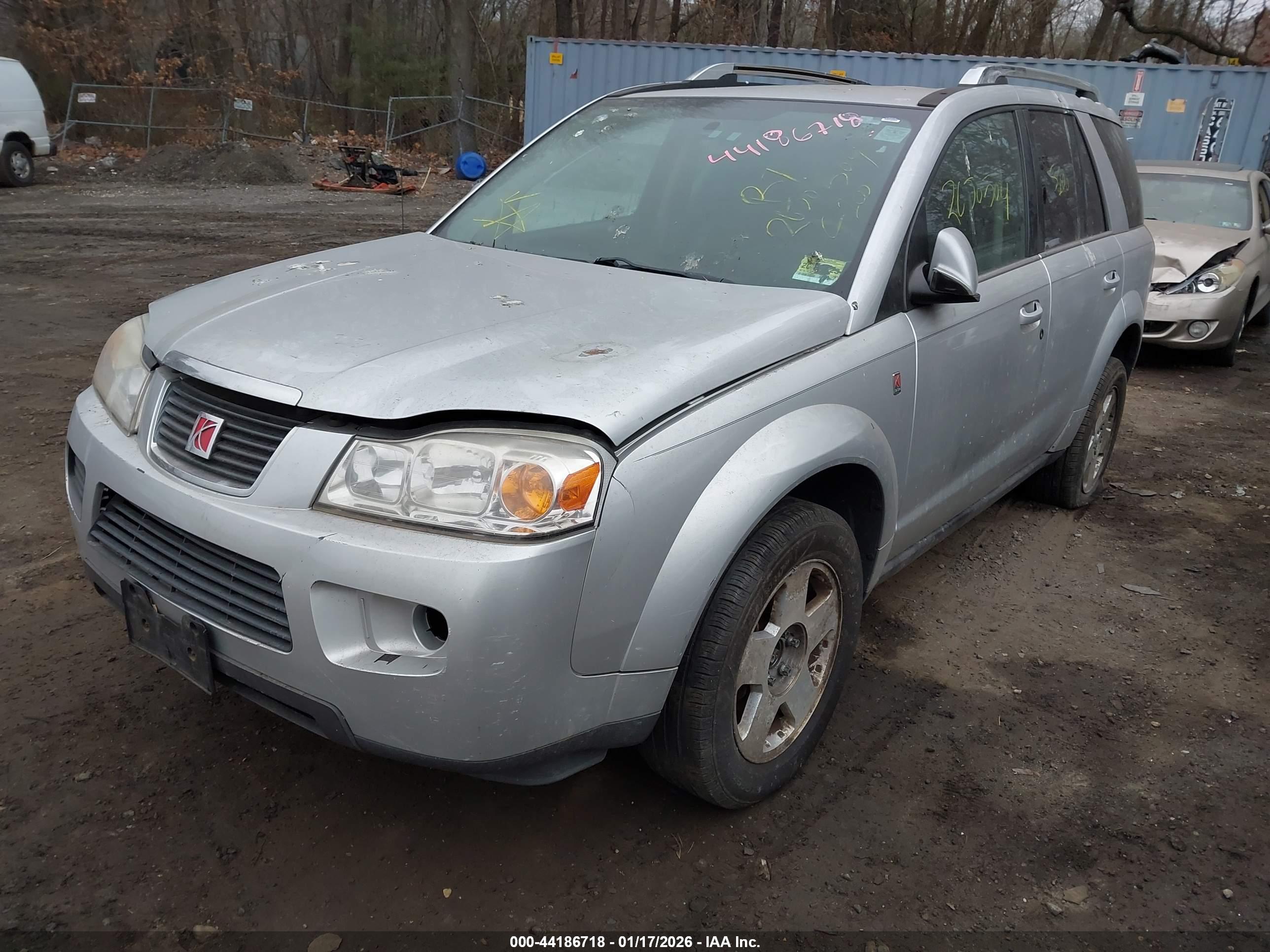 SATURN VUE image 2