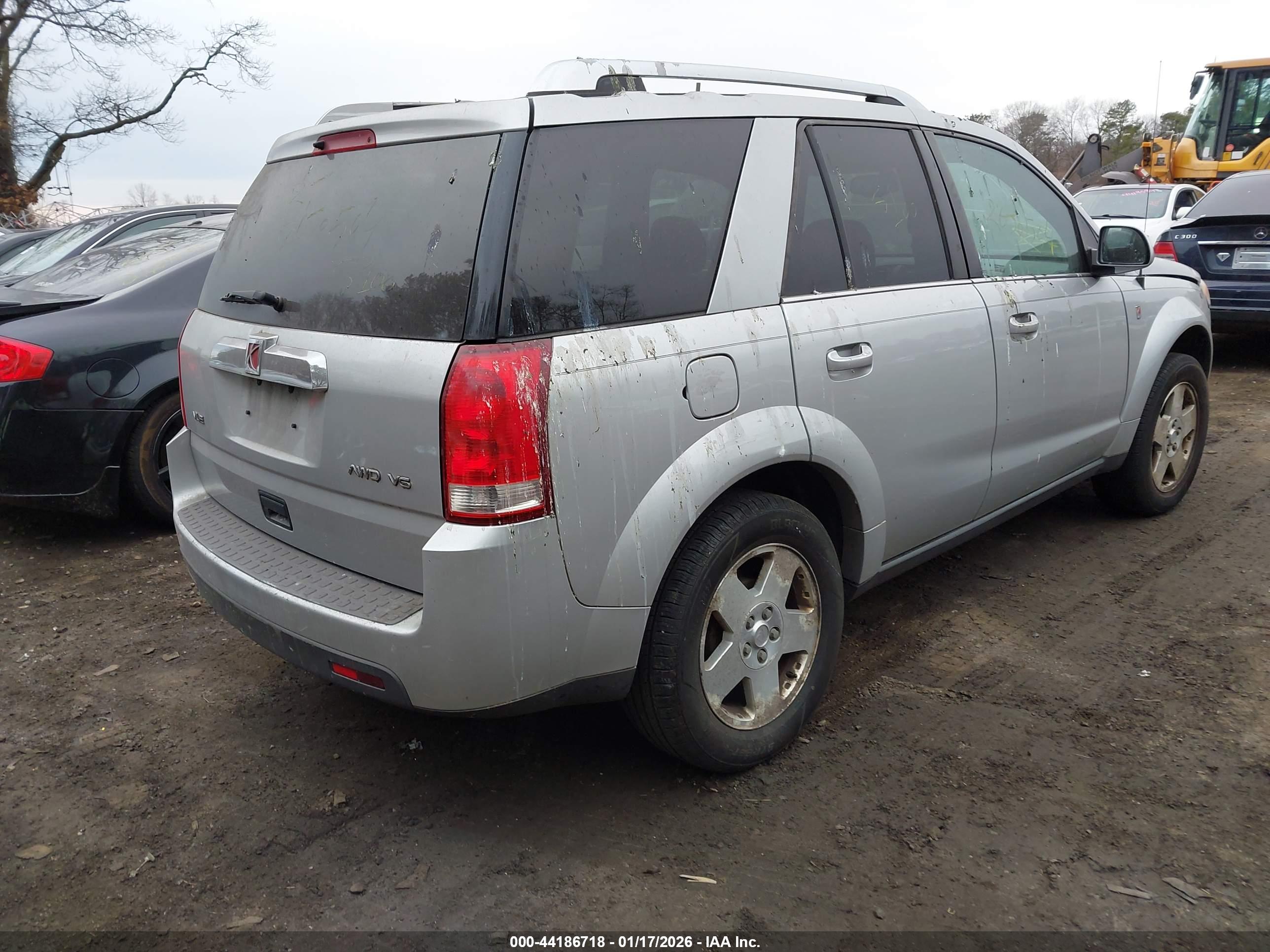 SATURN VUE image 4