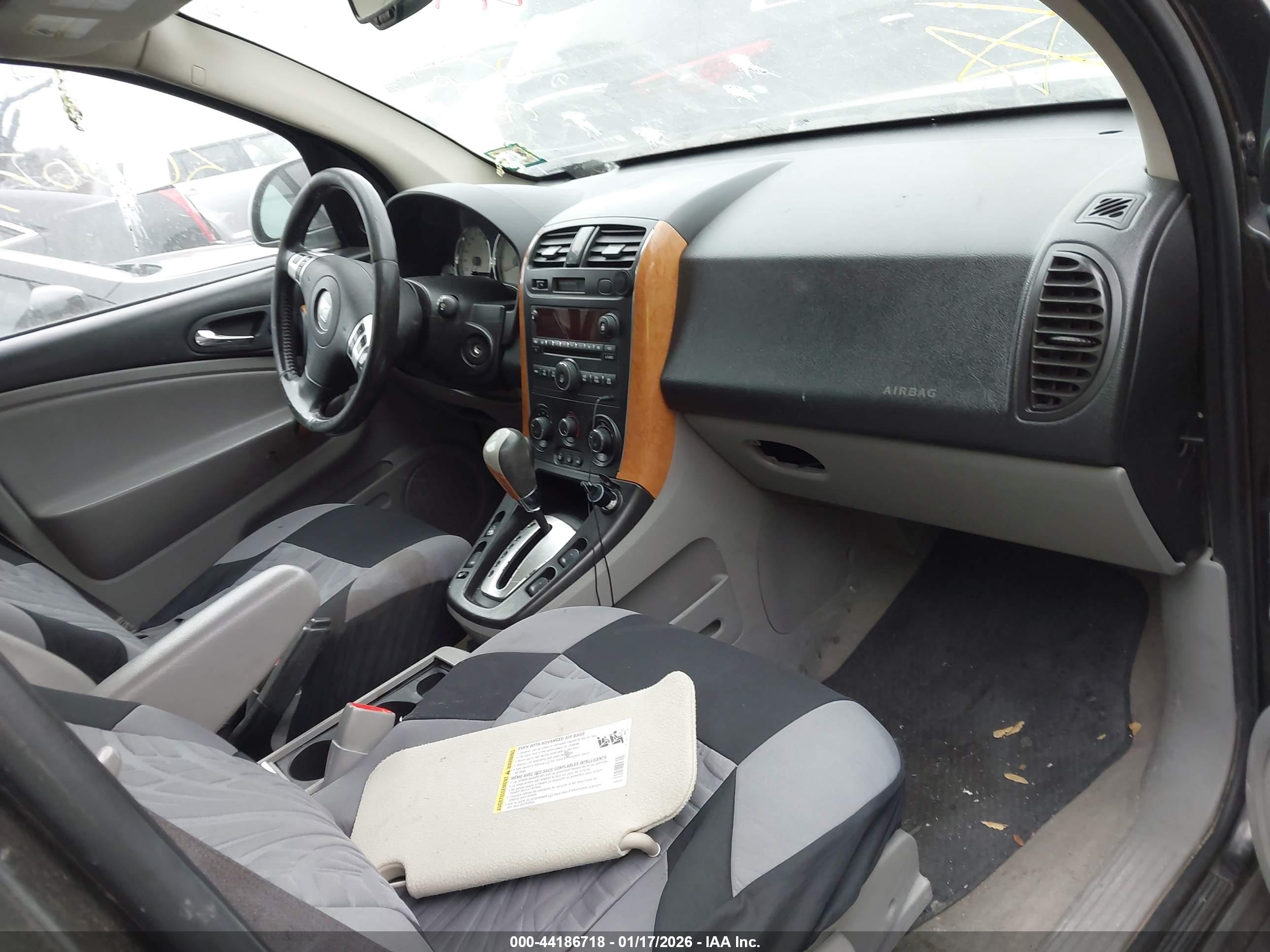 SATURN VUE image 5