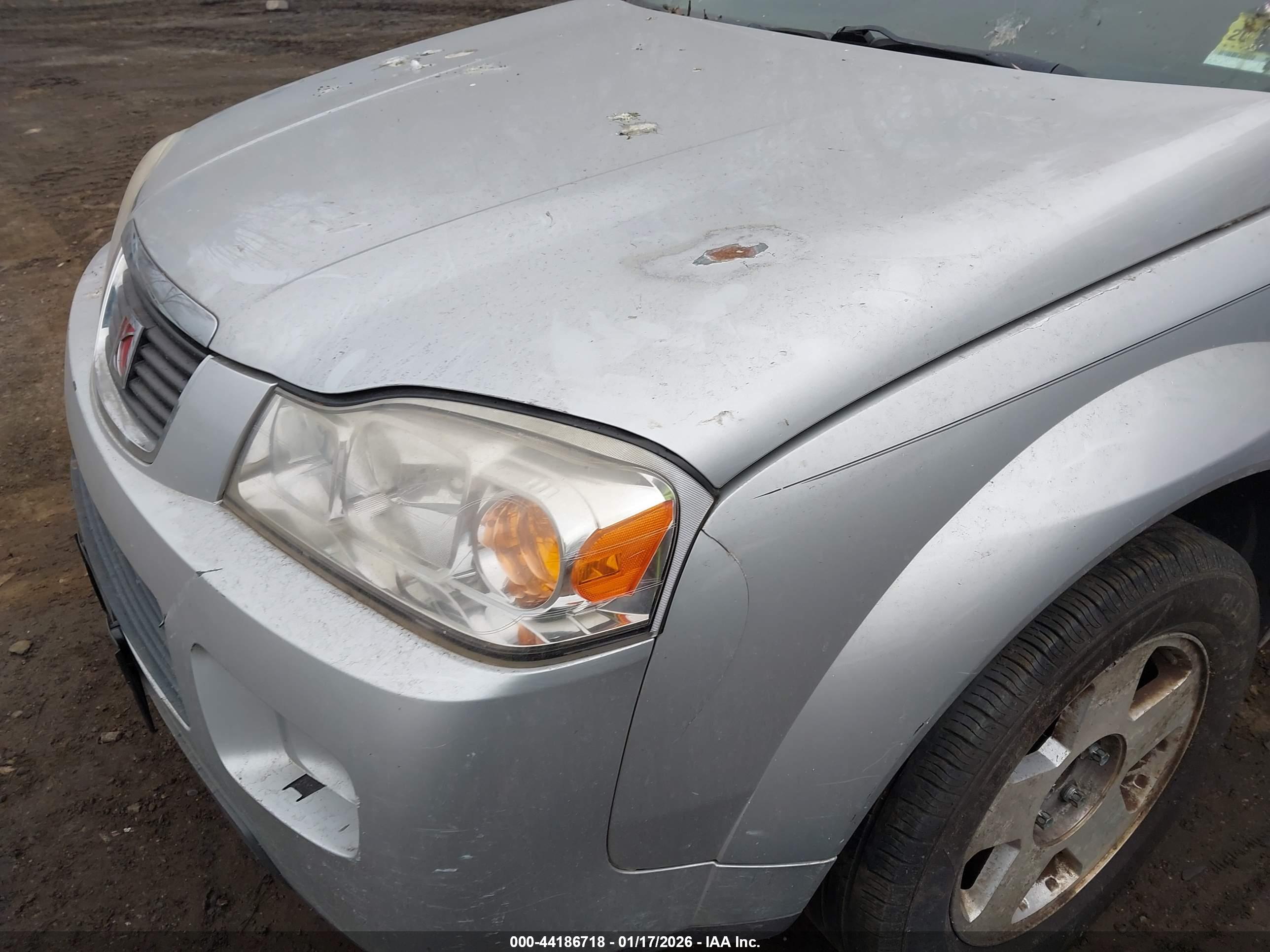 SATURN VUE image 6