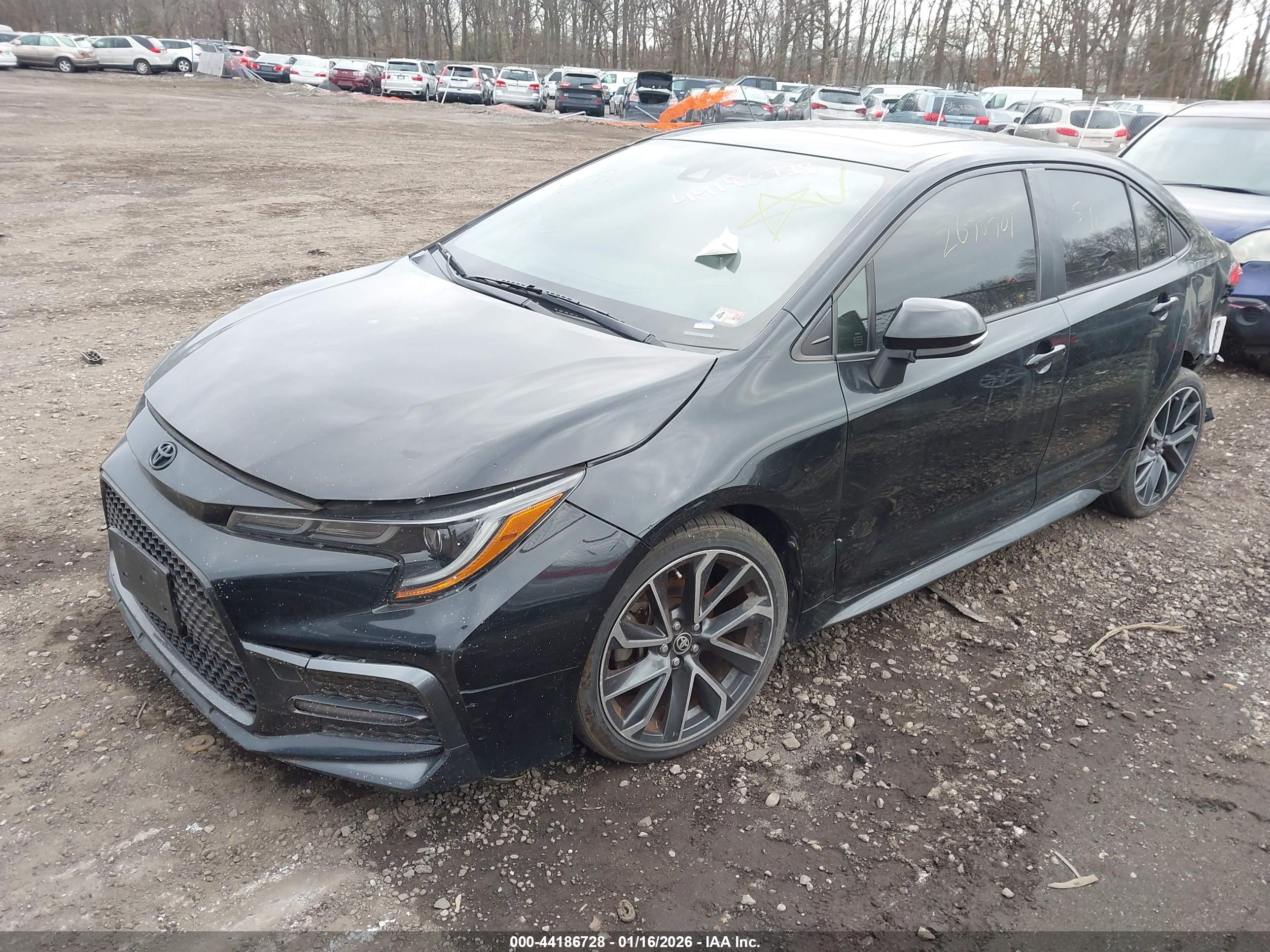 TOYOTA COROLLA image 2