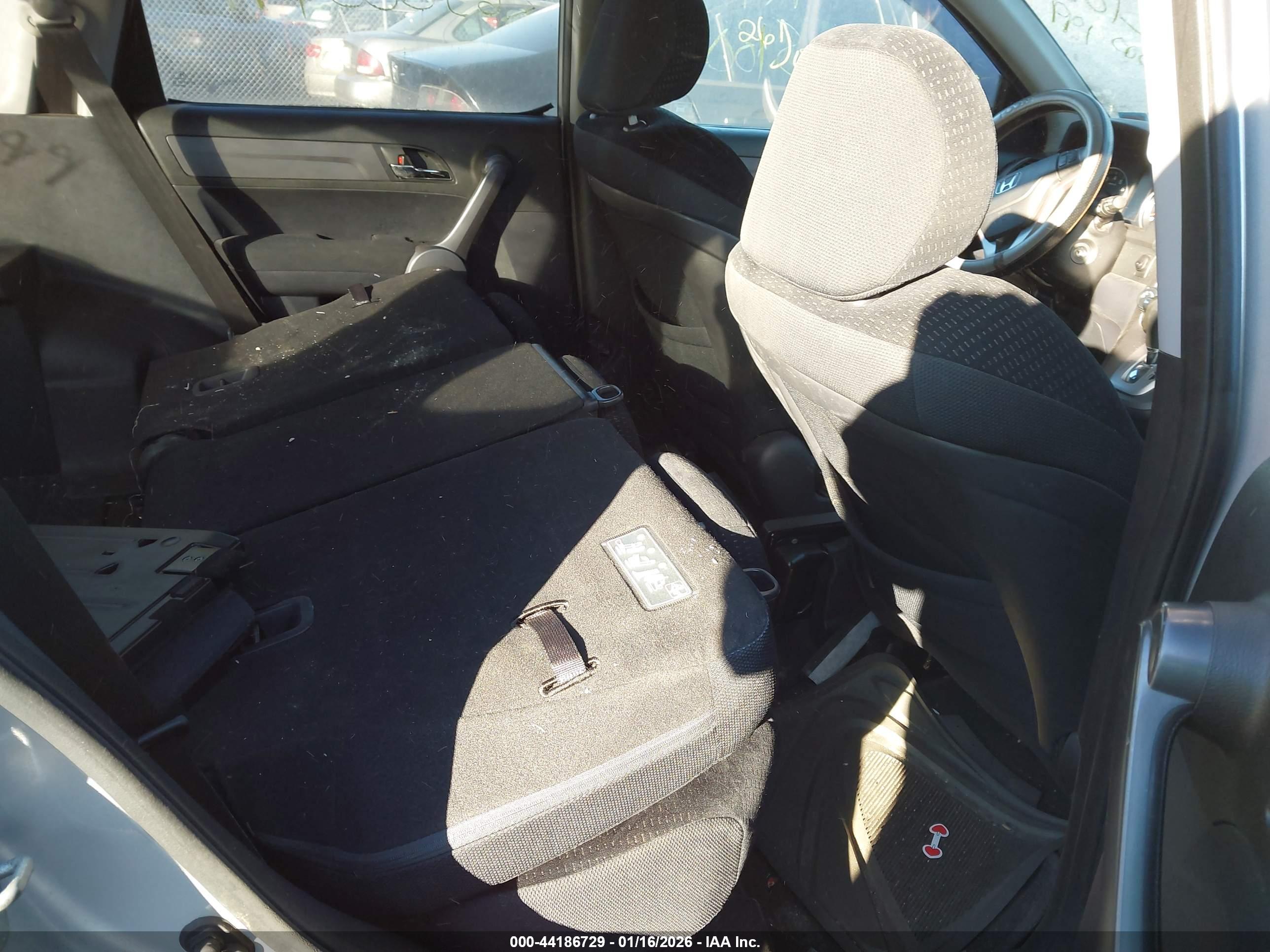 HONDA CR-V image 8