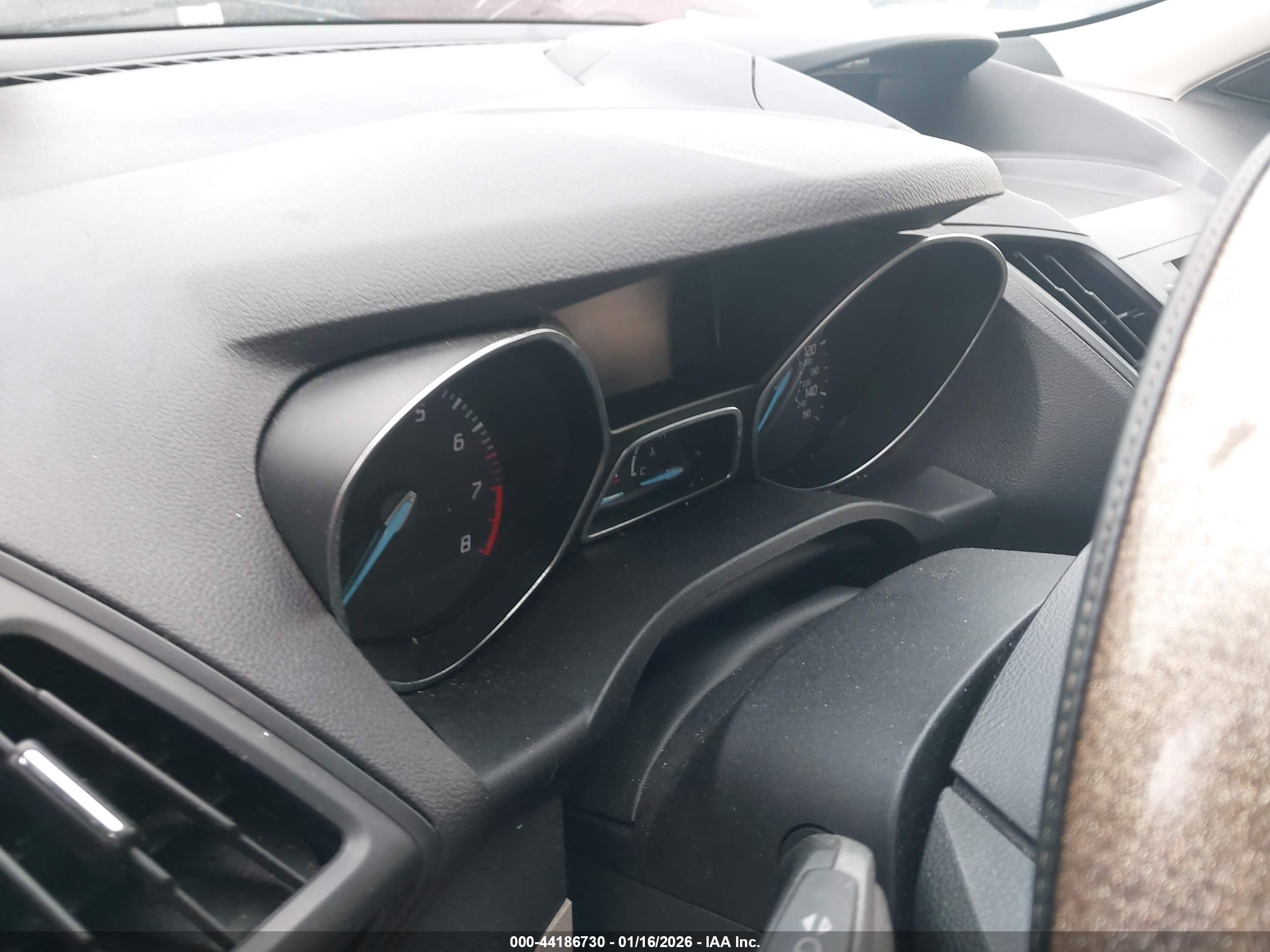 FORD ESCAPE image 7