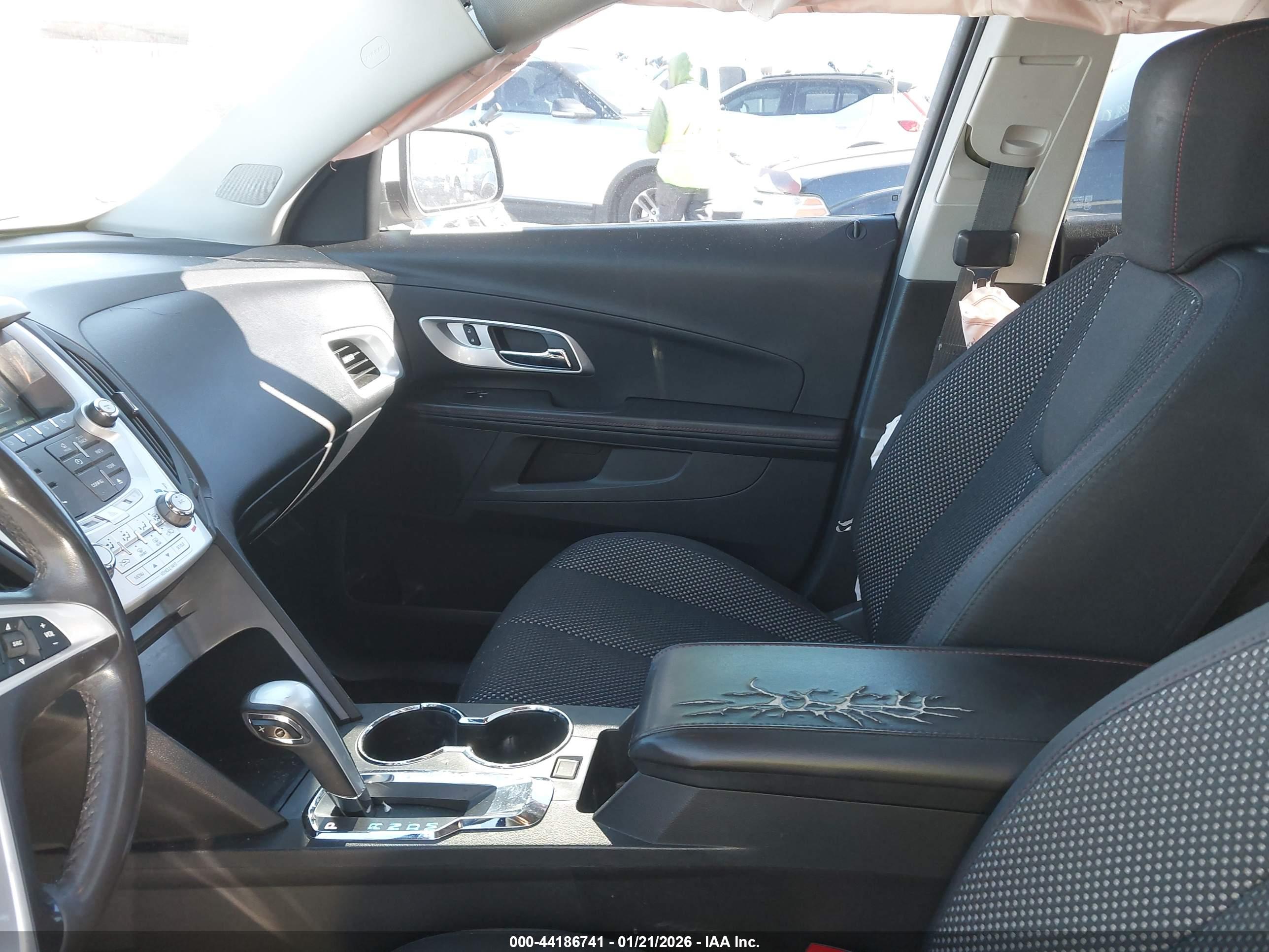 CHEVROLET EQUINOX image 5