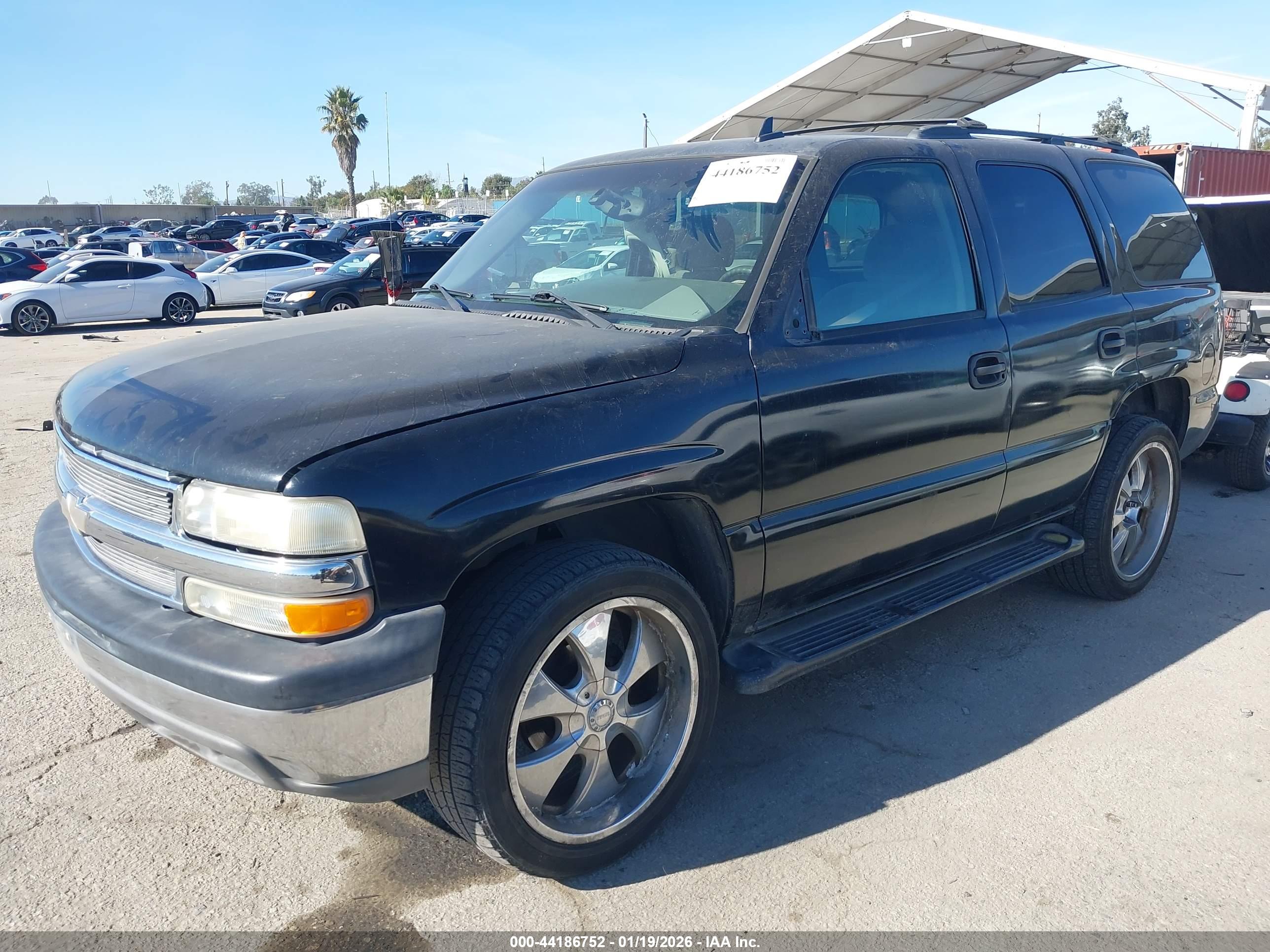 CHEVROLET TAHOE image 2