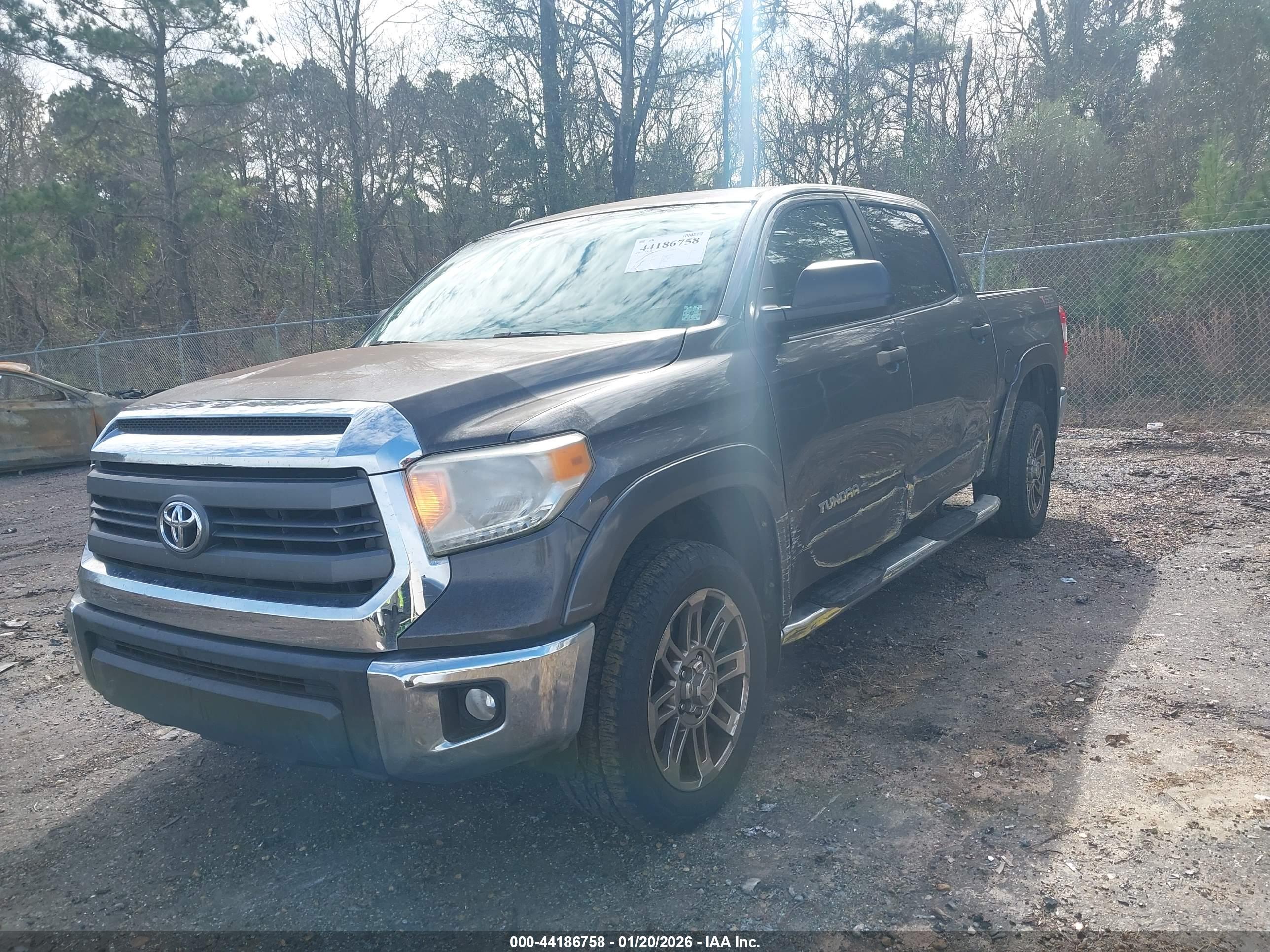 TOYOTA TUNDRA image 2