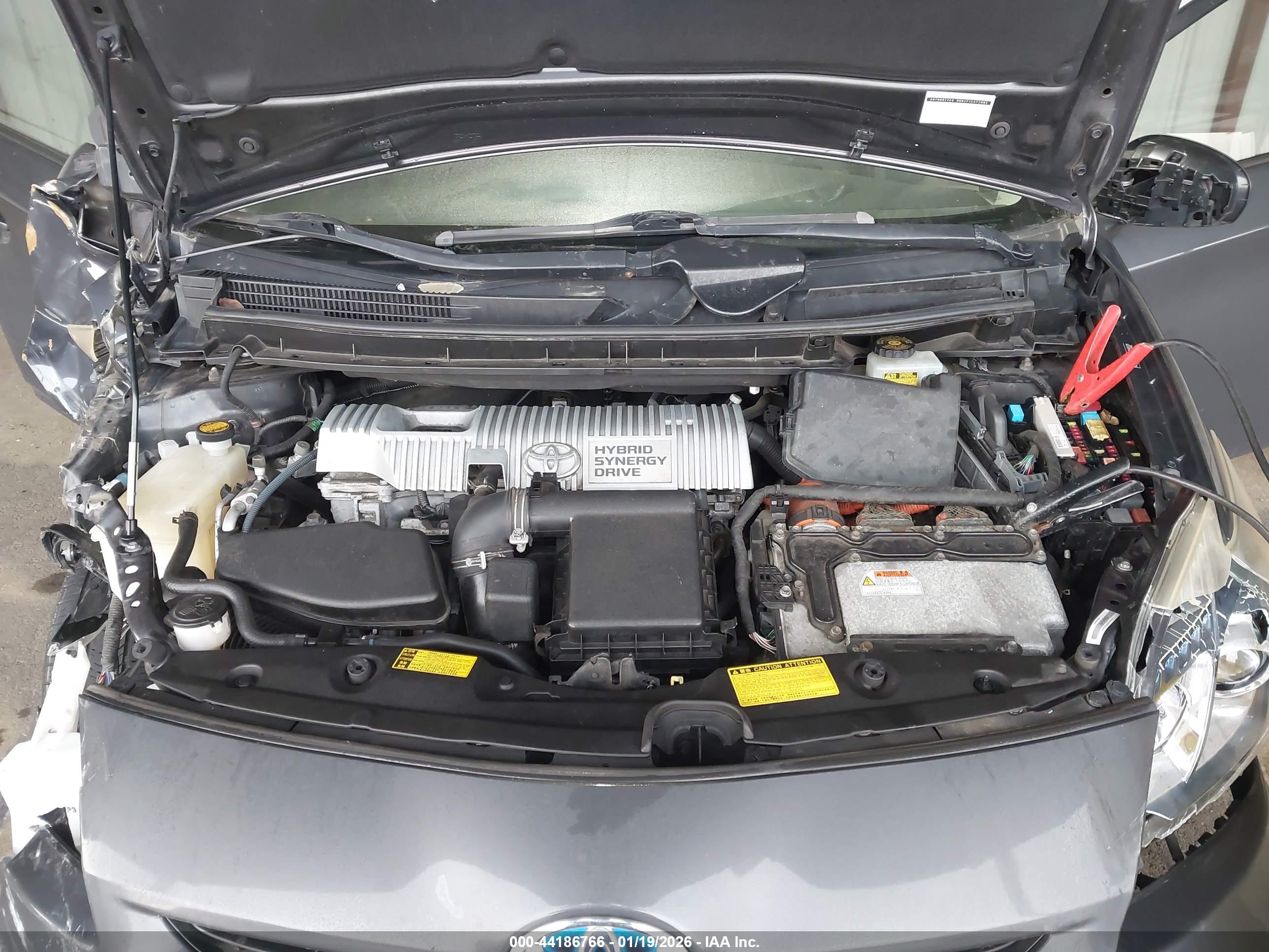 TOYOTA PRIUS image 10