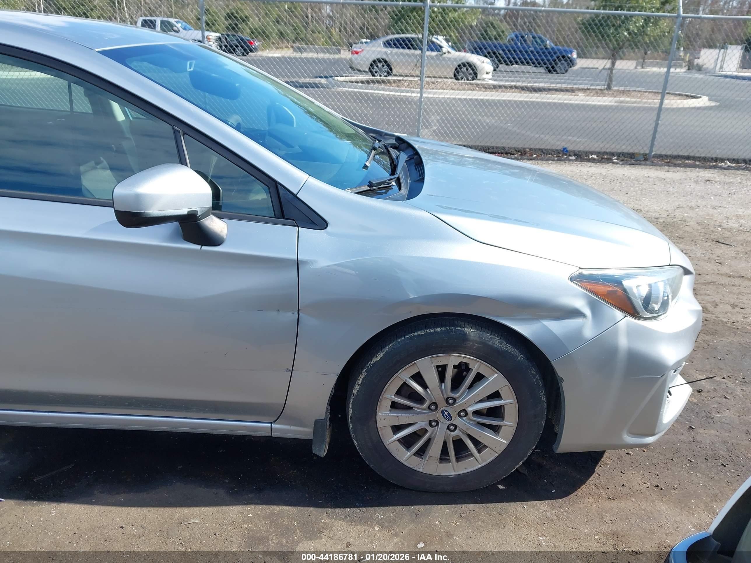 SUBARU IMPREZA image 6