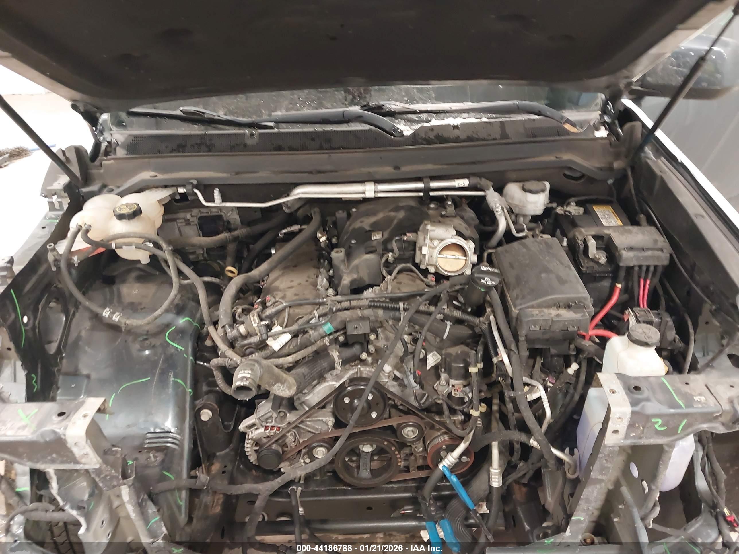 CHEVROLET COLORADO image 10