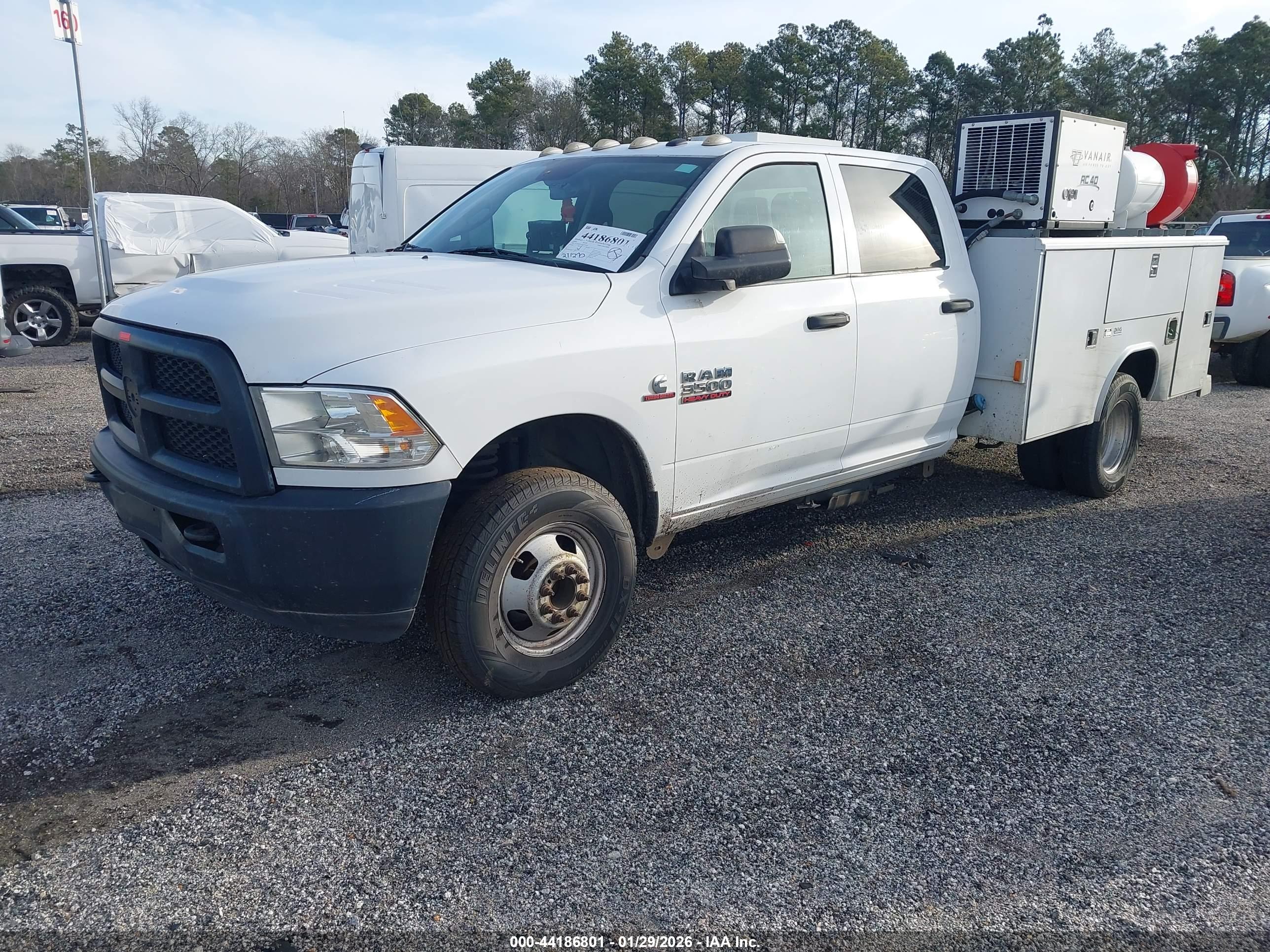 RAM 3500 image 2