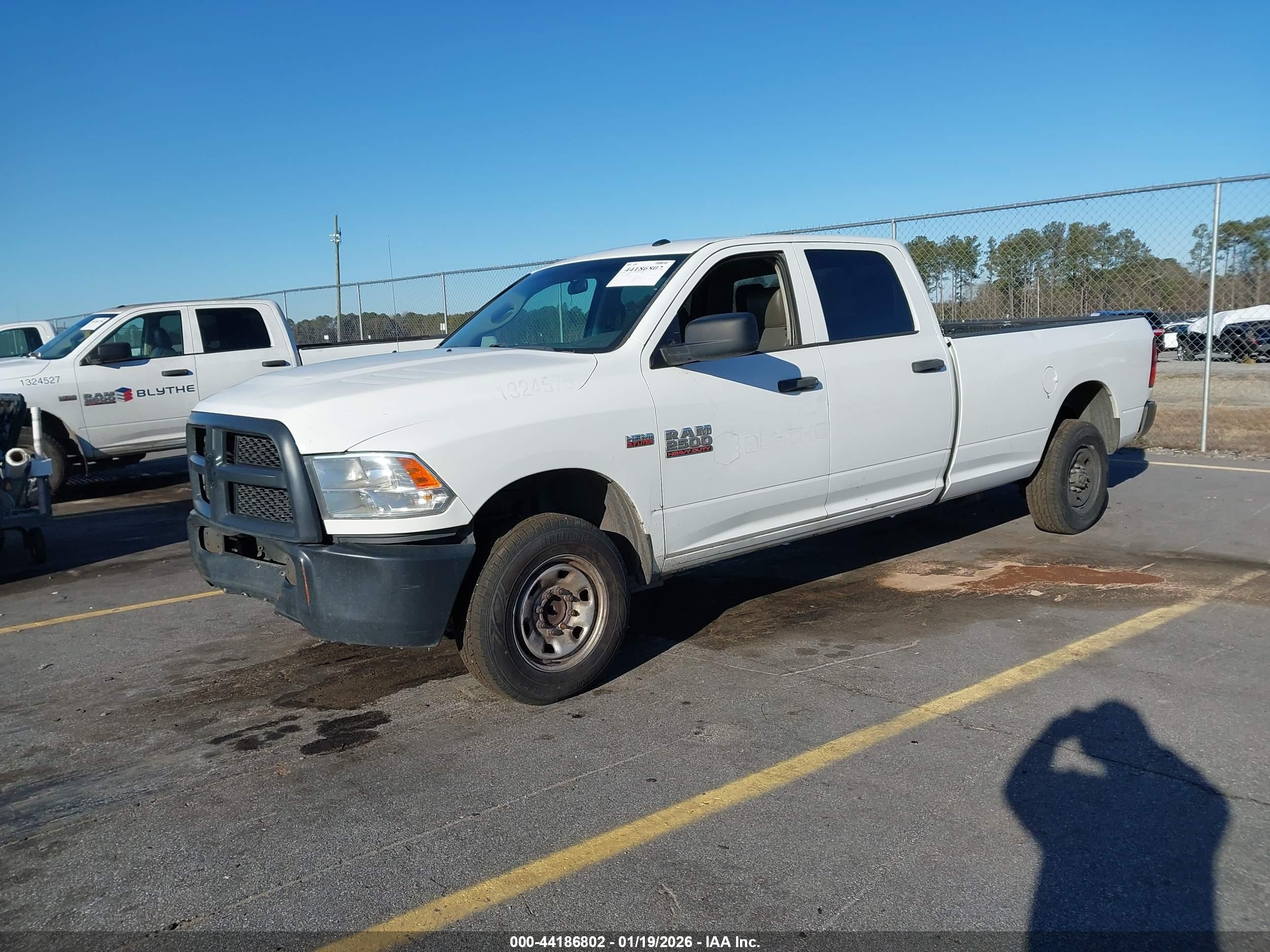 RAM 2500 image 2