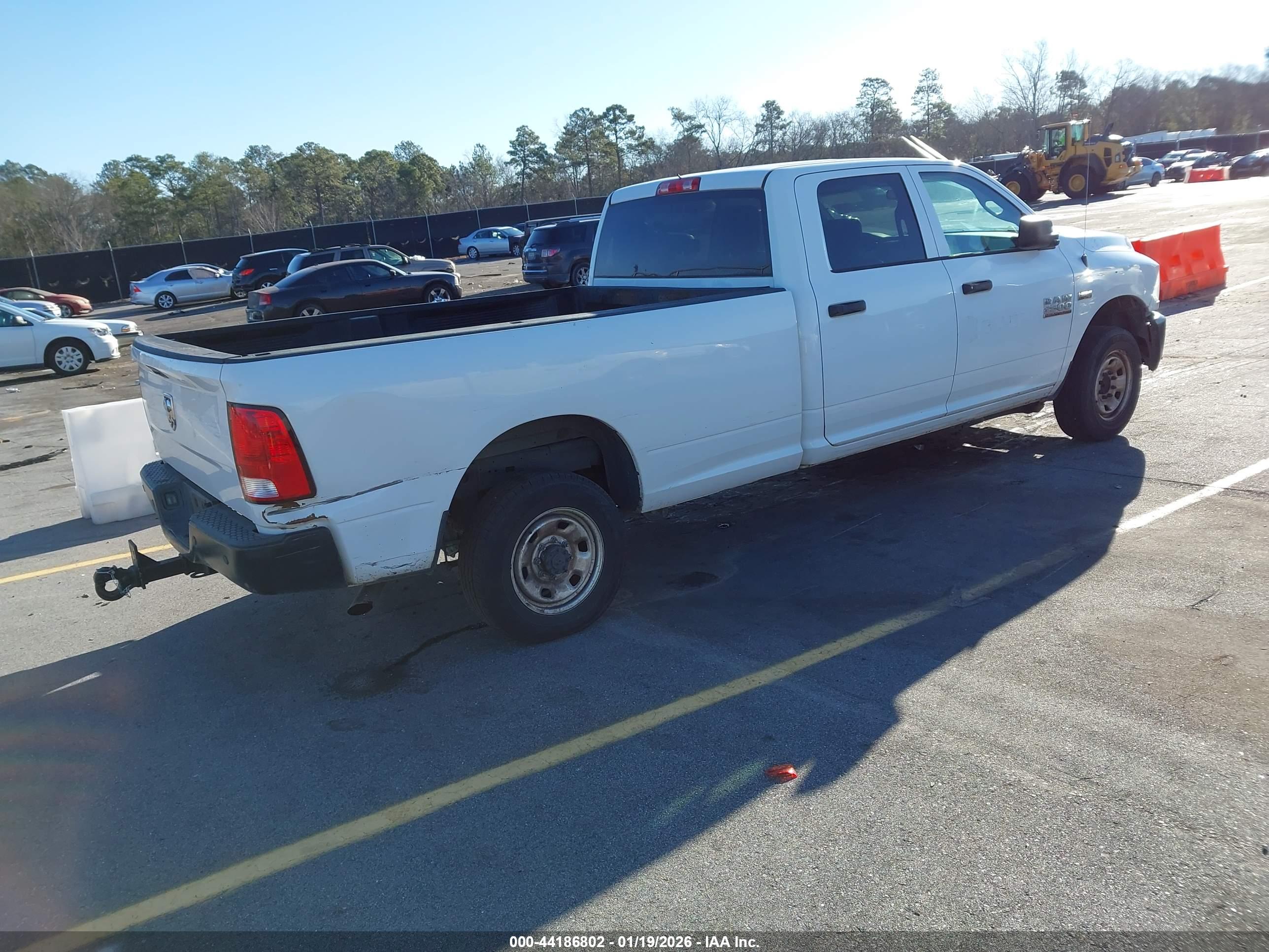RAM 2500 image 4