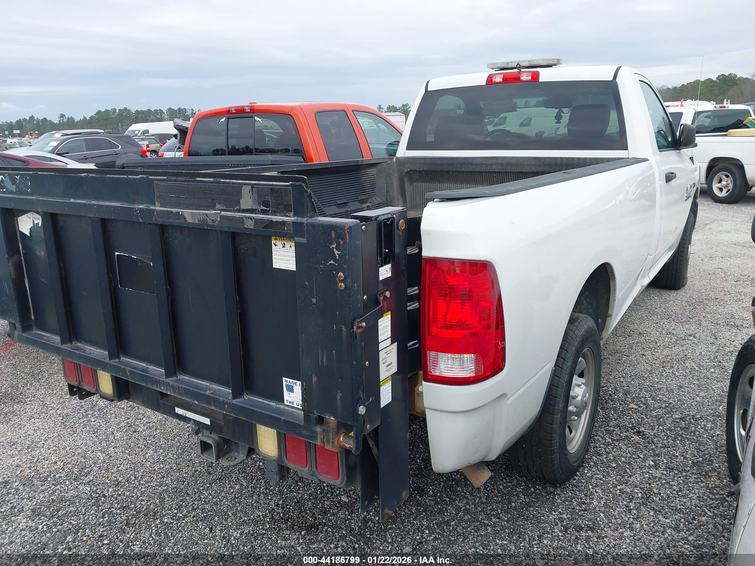 RAM 2500 image 4