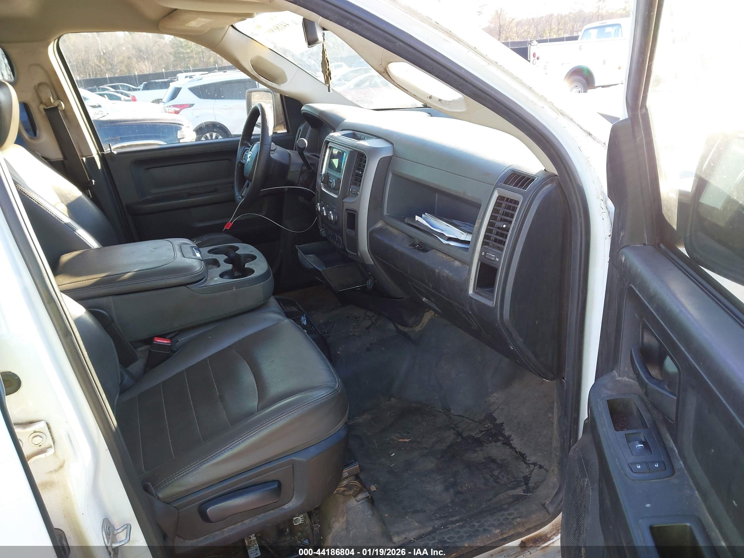 RAM 2500 image 5