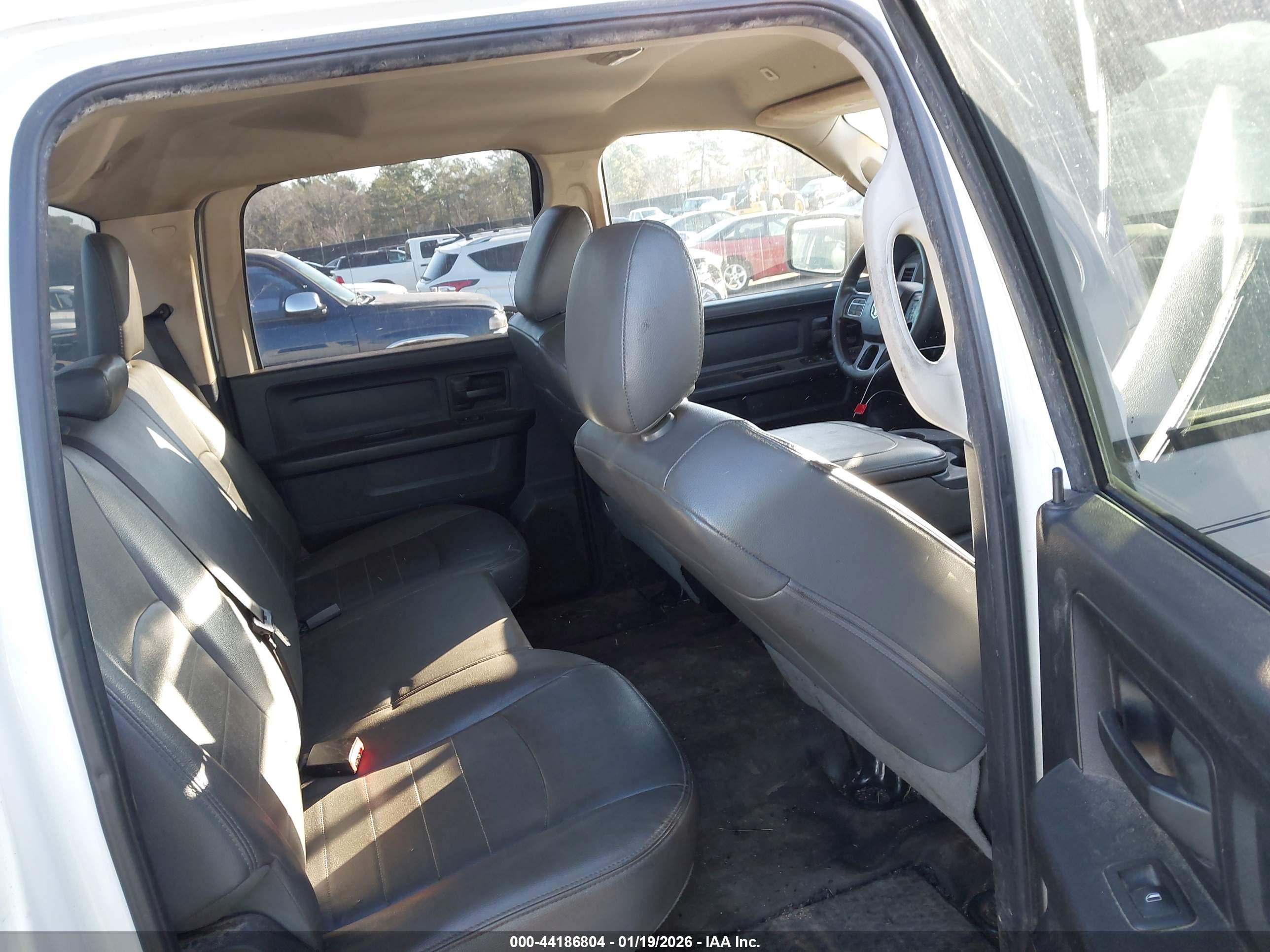 RAM 2500 image 8