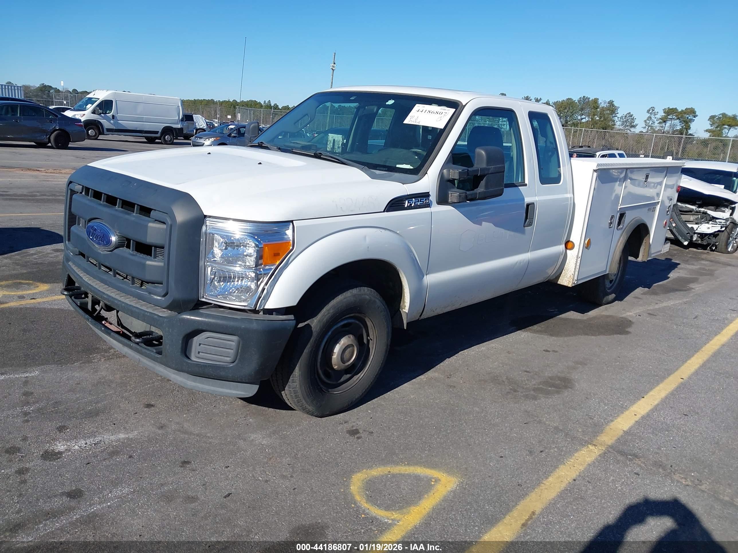 FORD F-250 image 2