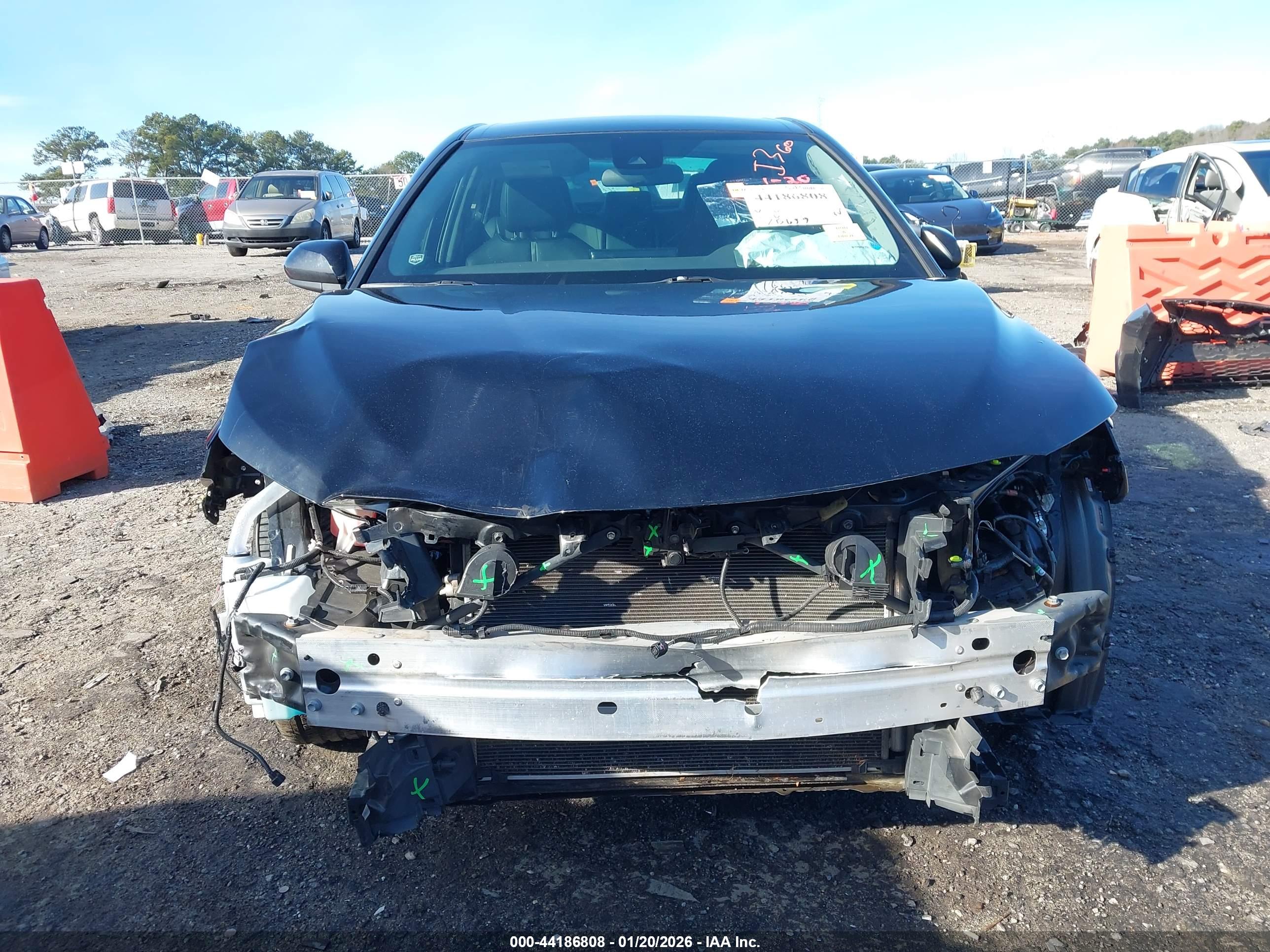 TOYOTA CAMRY image 6