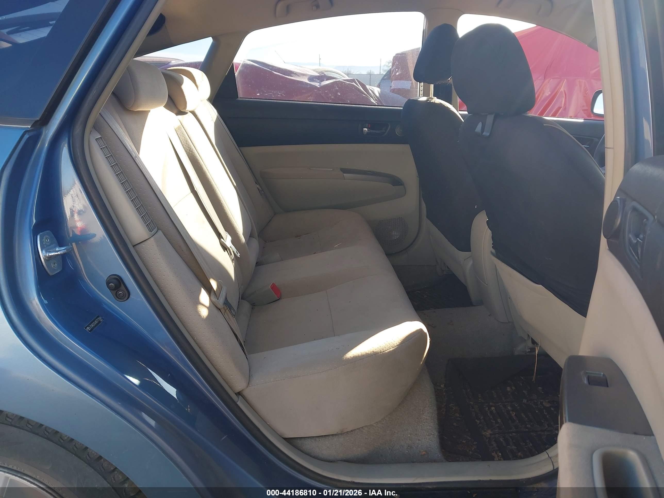 TOYOTA PRIUS image 8