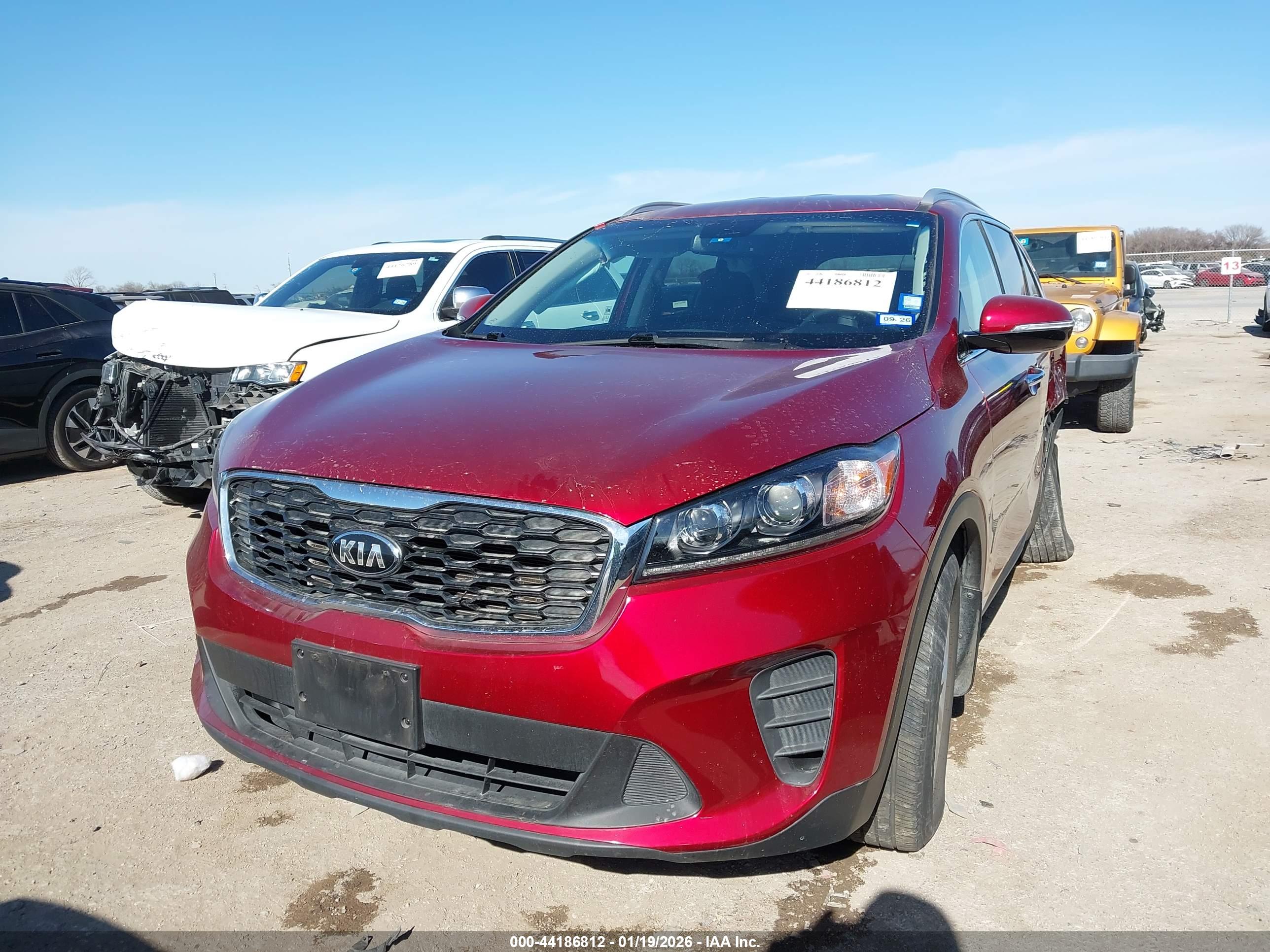 KIA SORENTO image 2
