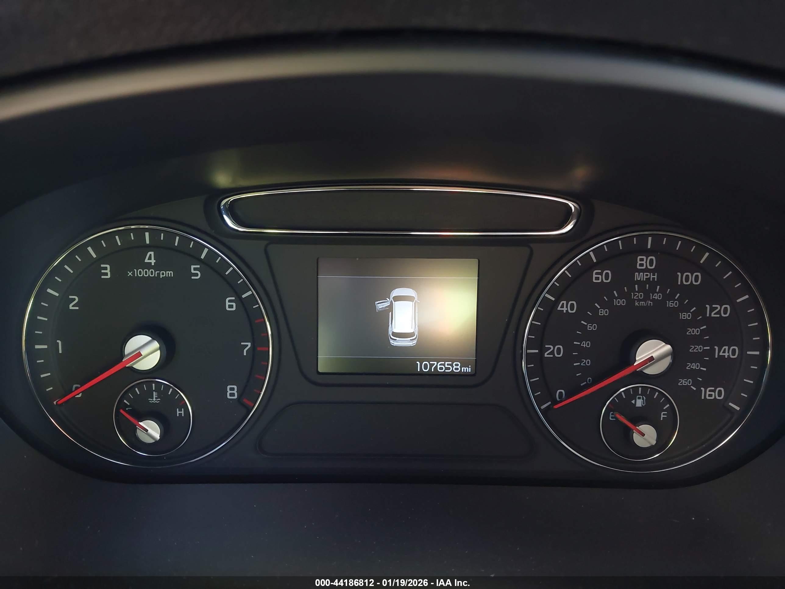 KIA SORENTO image 7