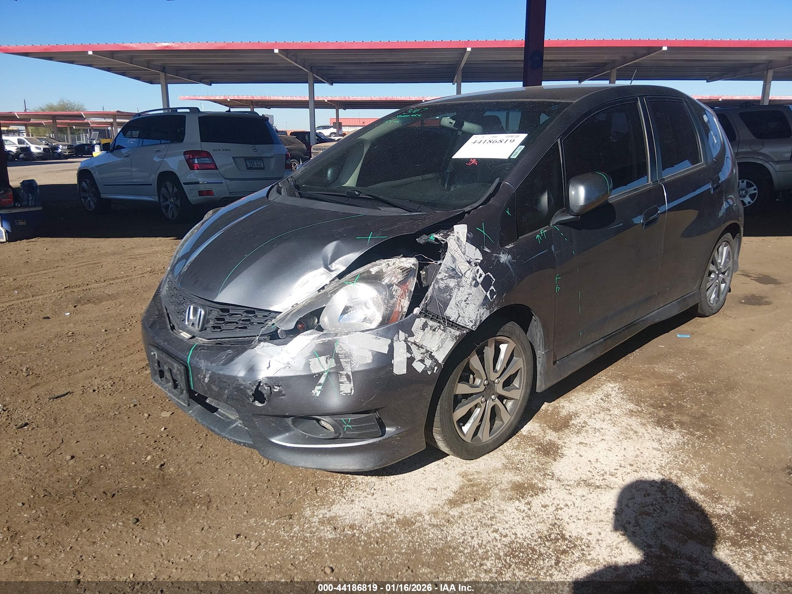 HONDA FIT image 6