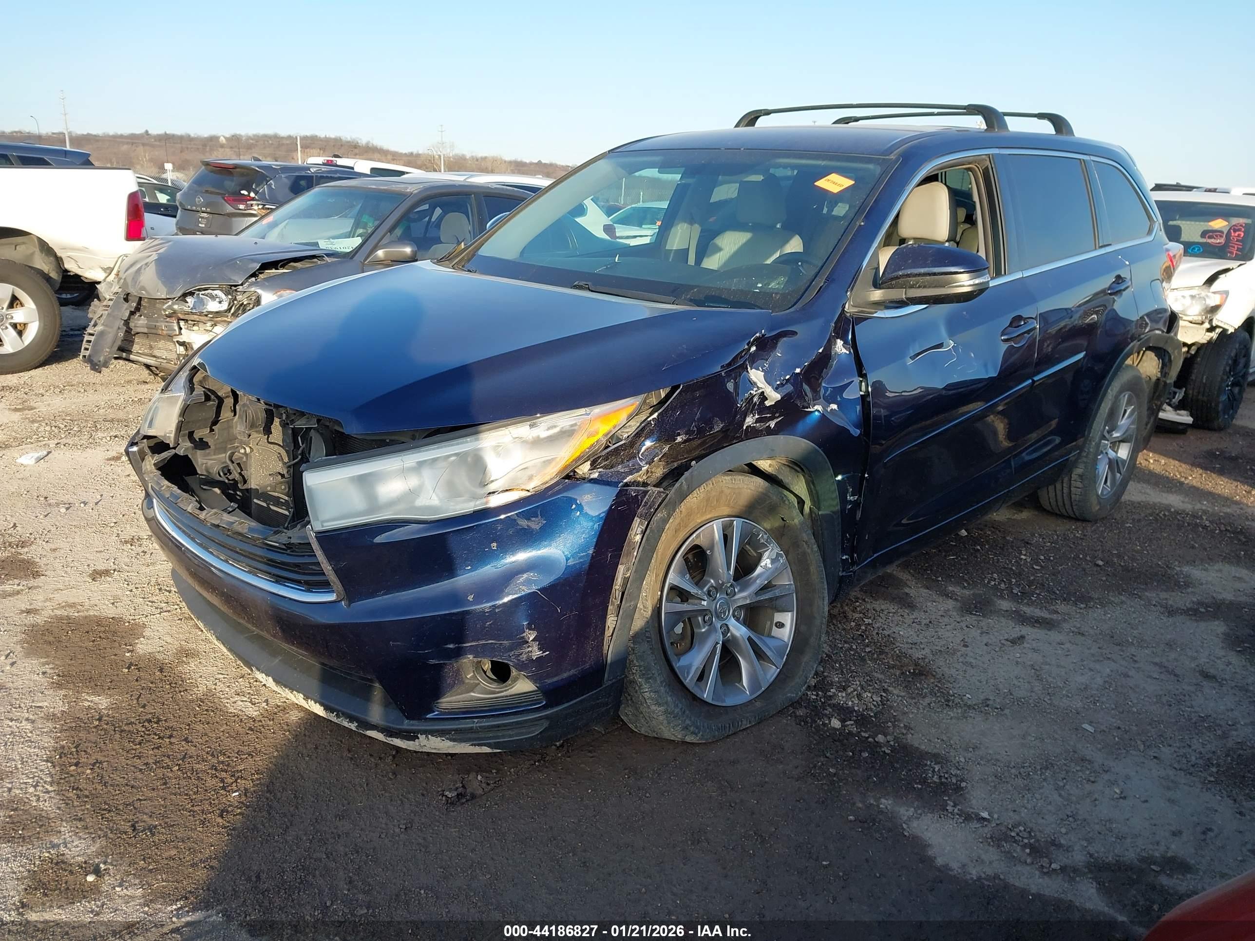 TOYOTA HIGHLANDER image 2