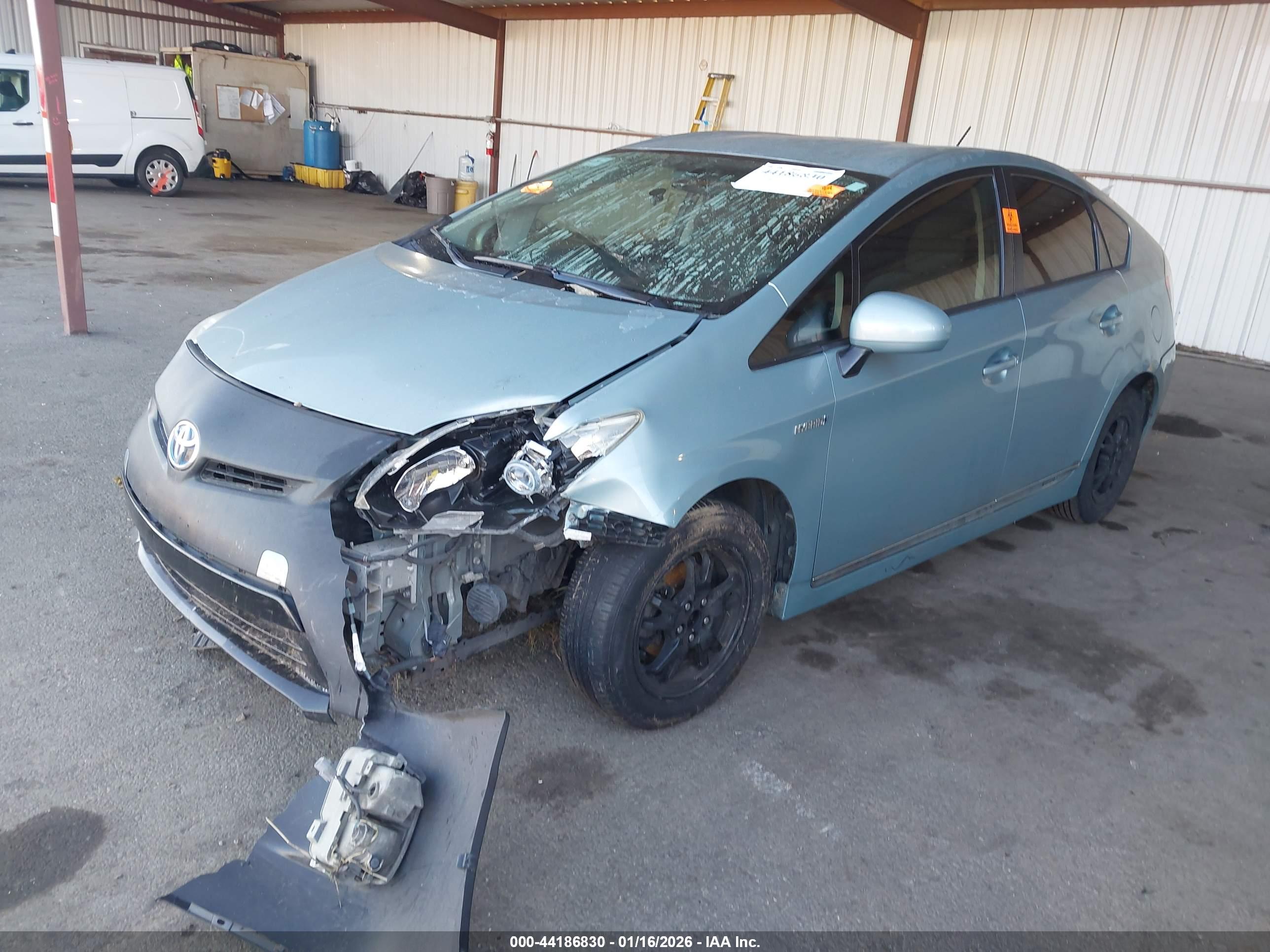 TOYOTA PRIUS image 2
