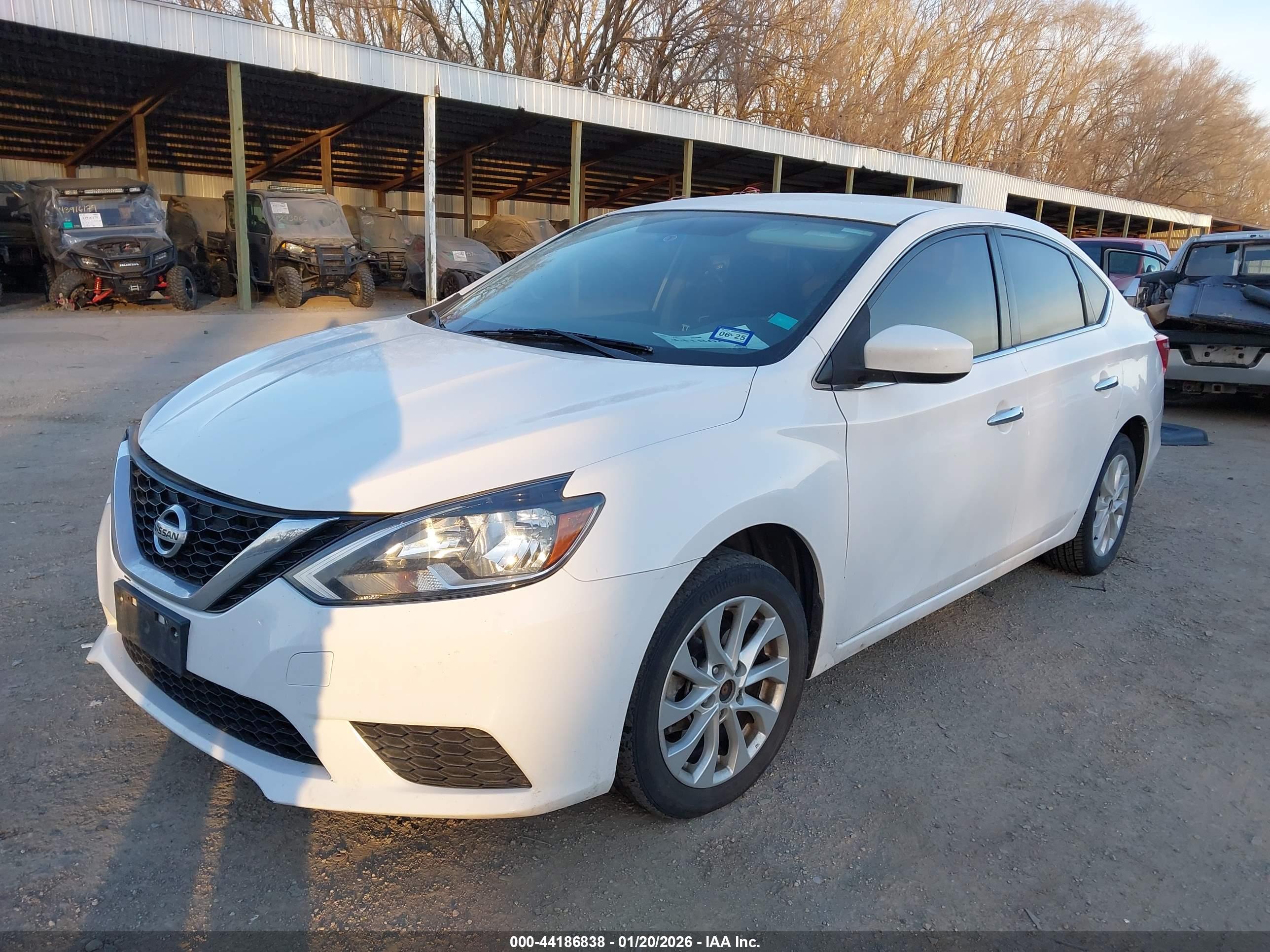NISSAN SENTRA image 2