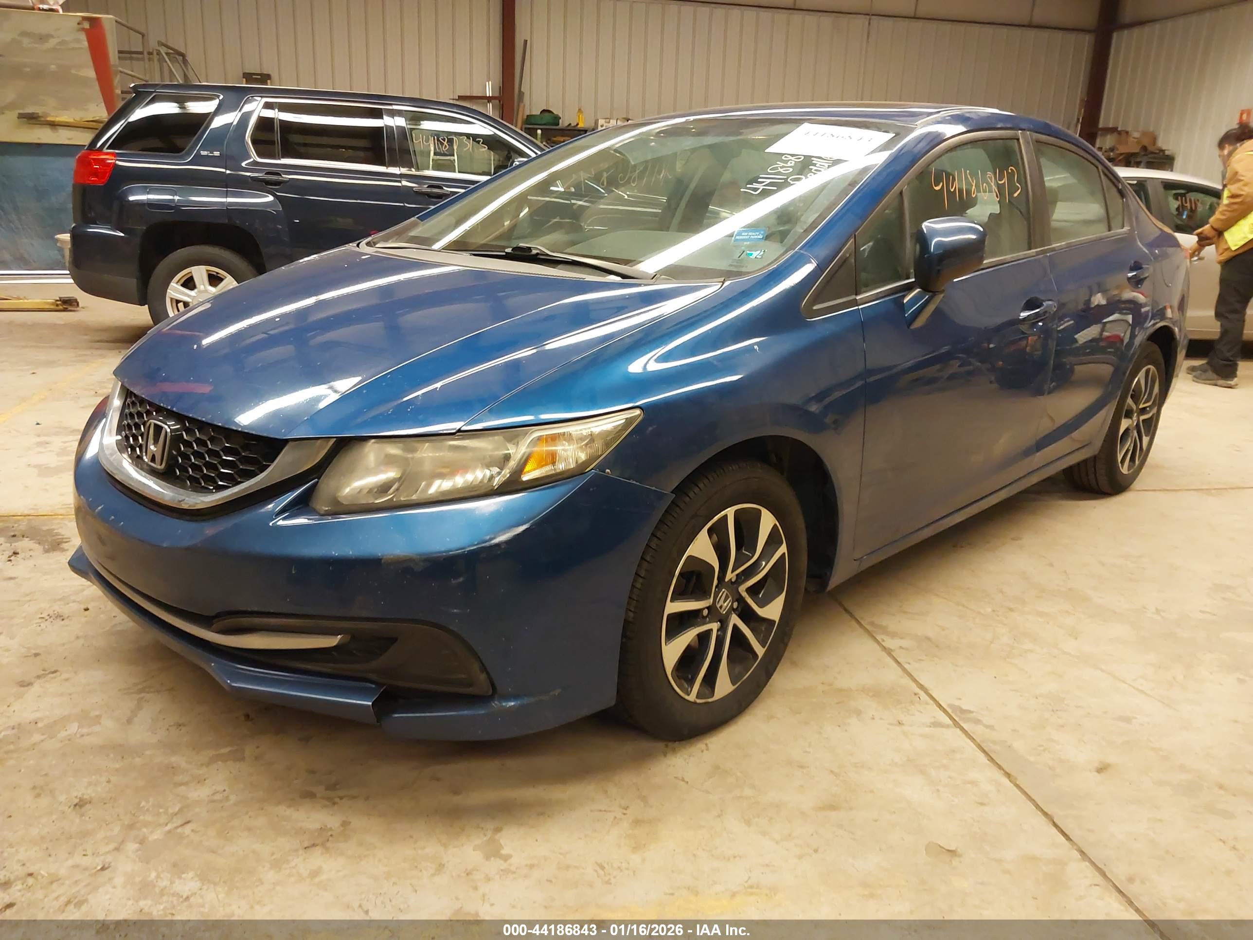 HONDA CIVIC image 2