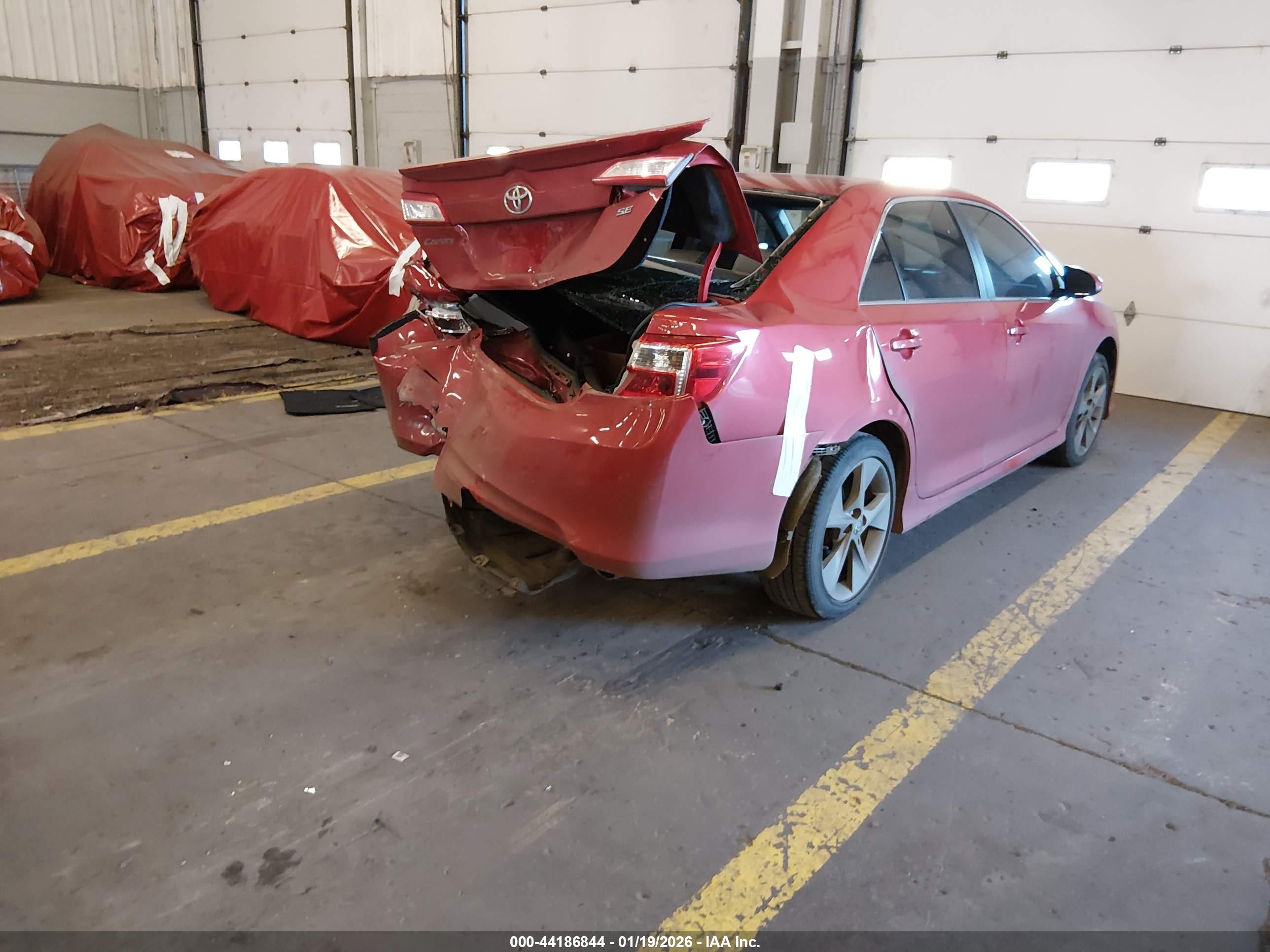 TOYOTA CAMRY image 4