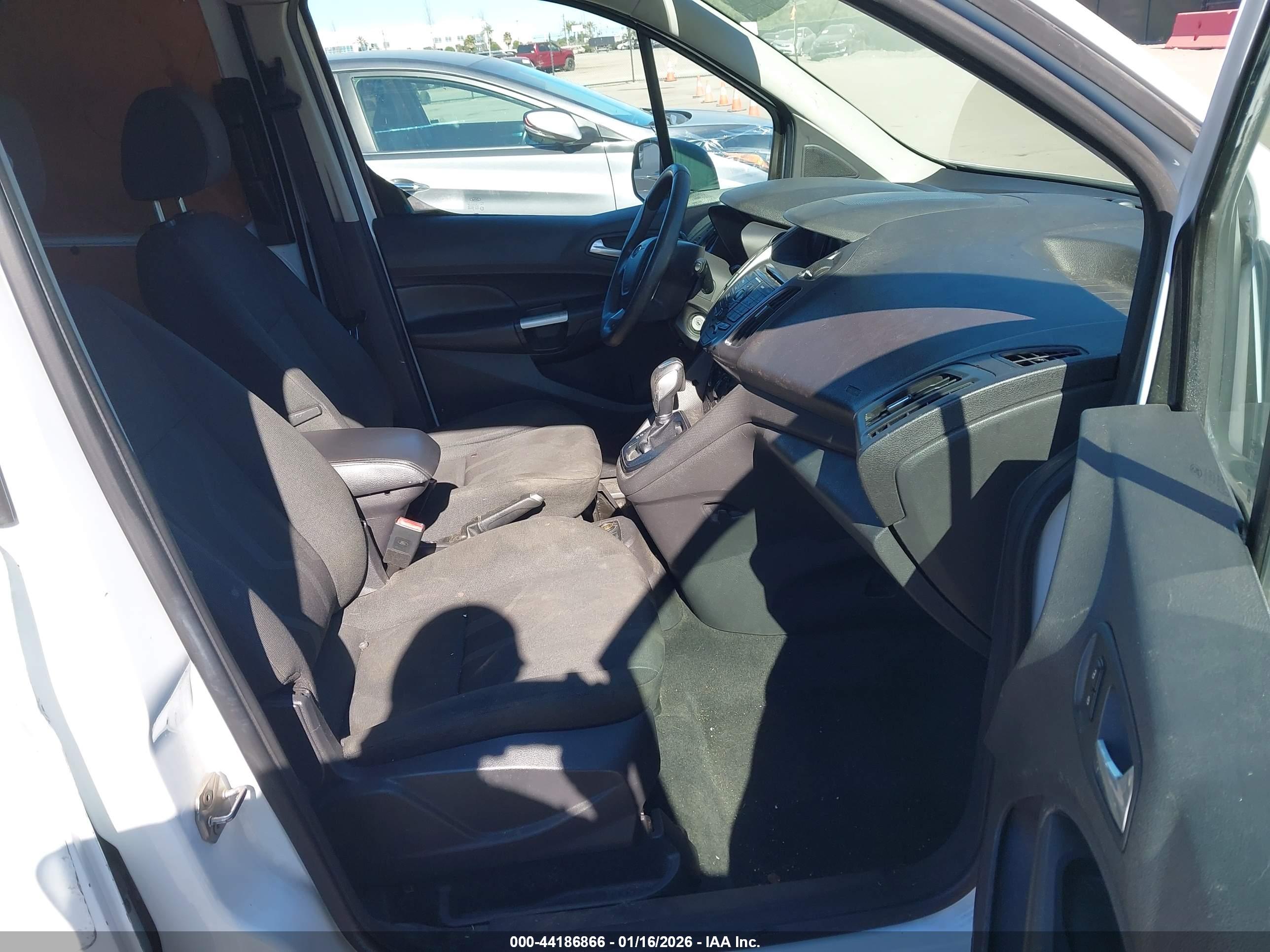 FORD TRANSIT image 5