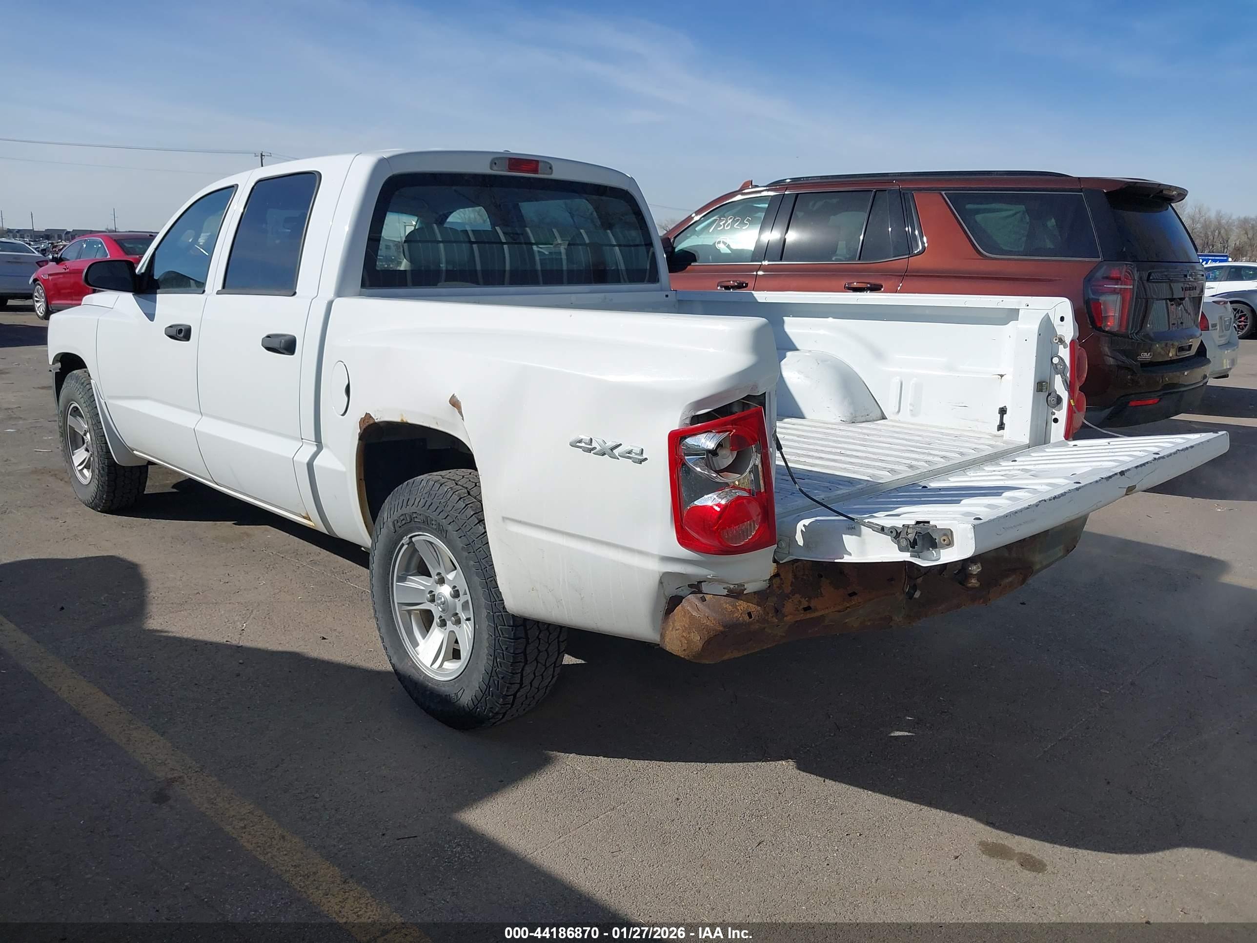 DODGE DAKOTA image 3