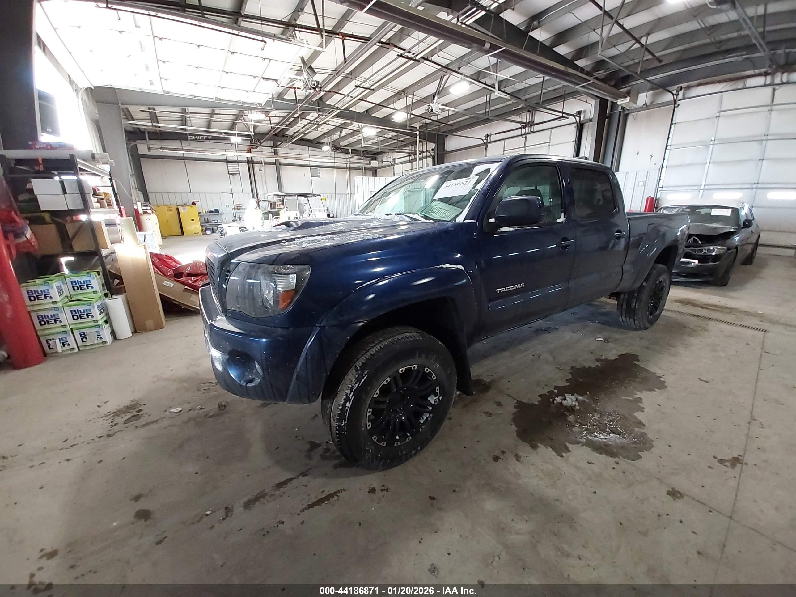 TOYOTA TACOMA image 2