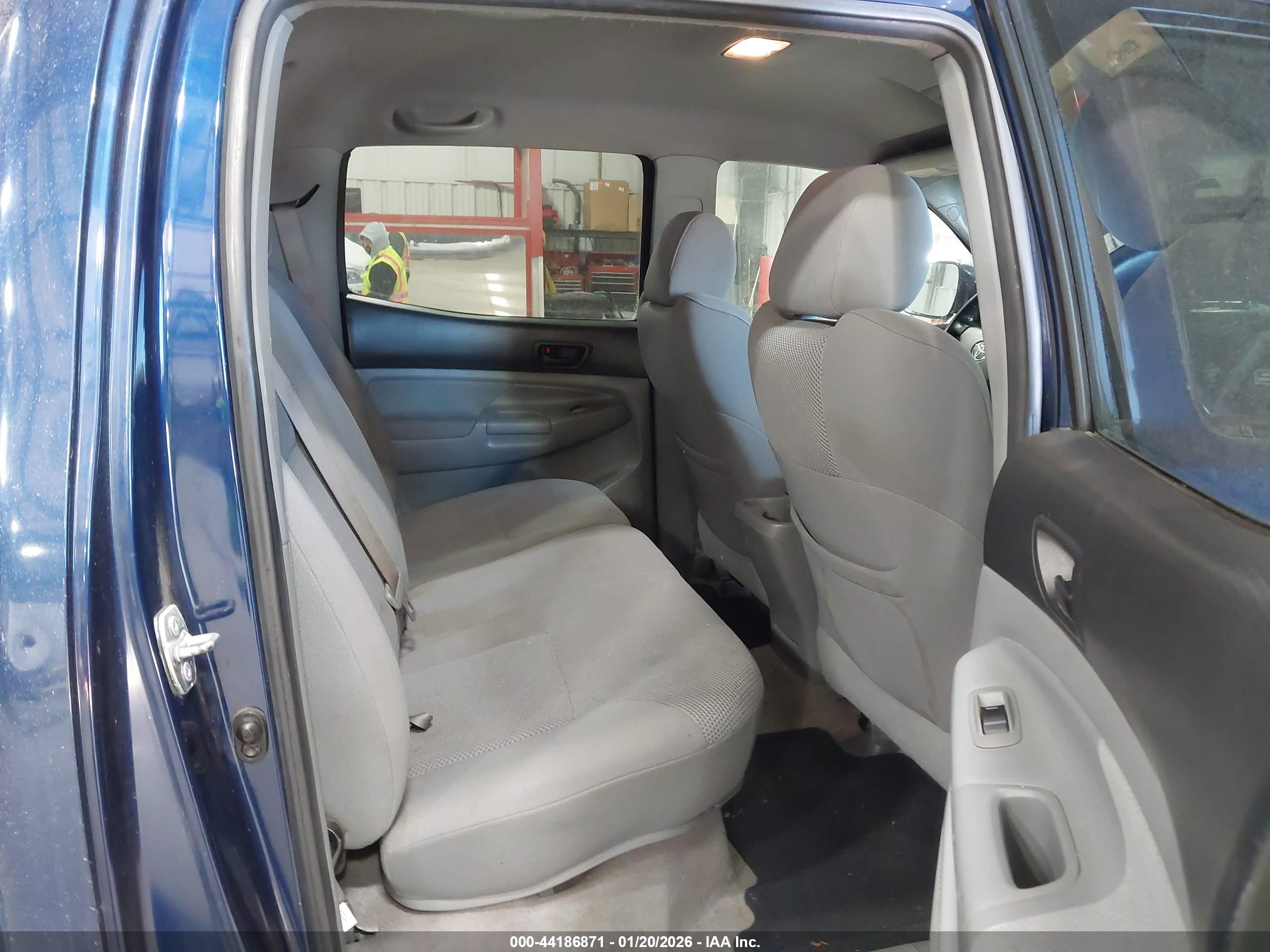 TOYOTA TACOMA image 8