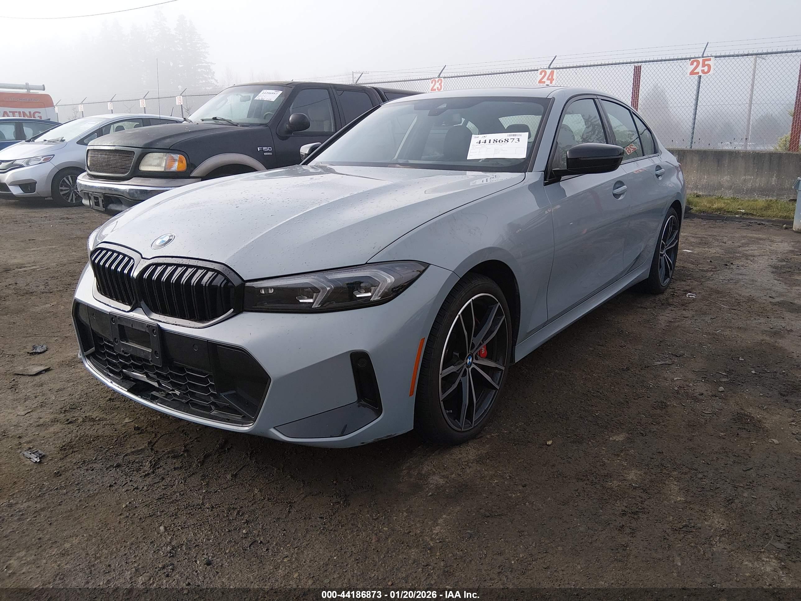 BMW 330I image 2