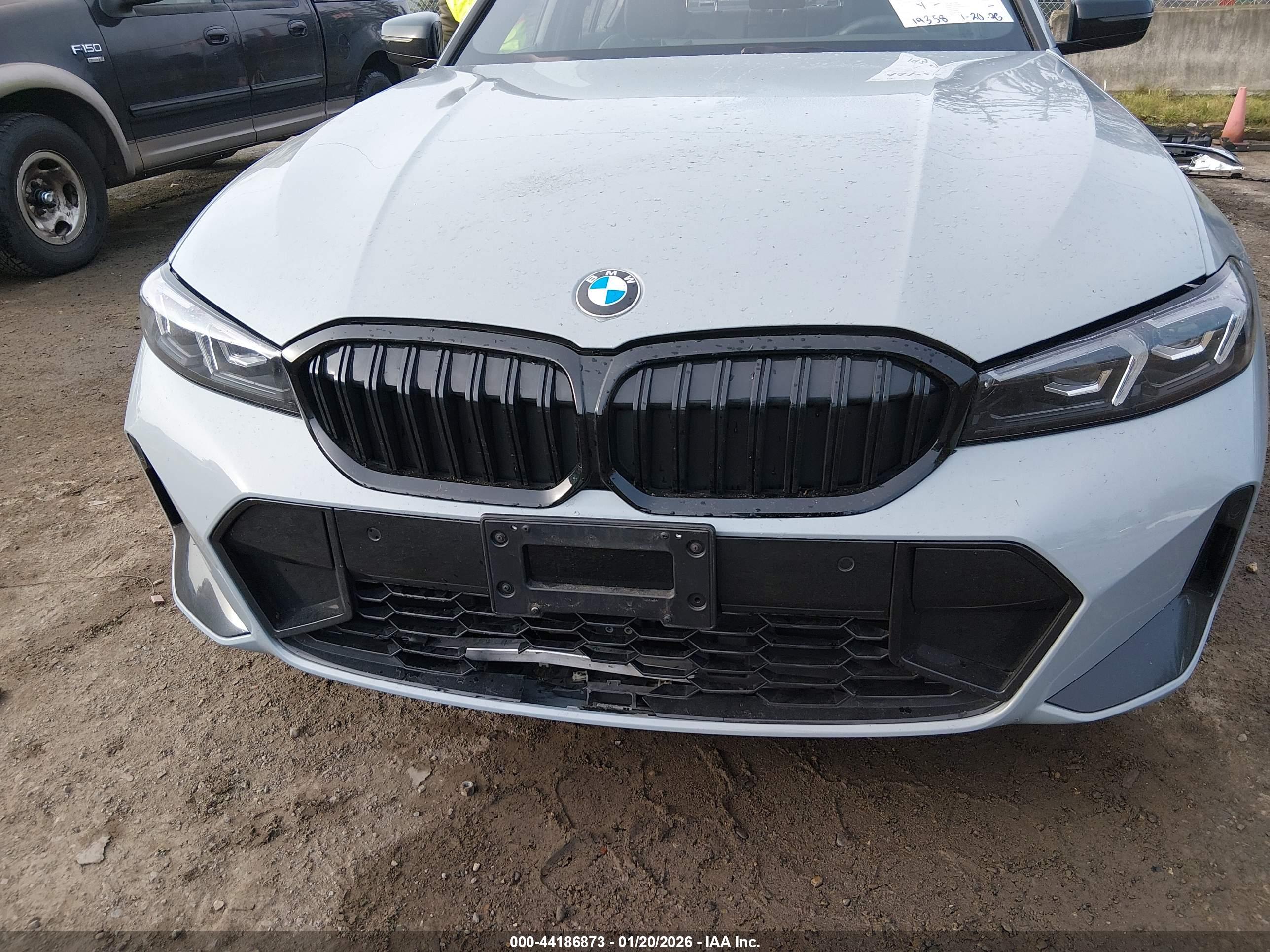 BMW 330I image 6