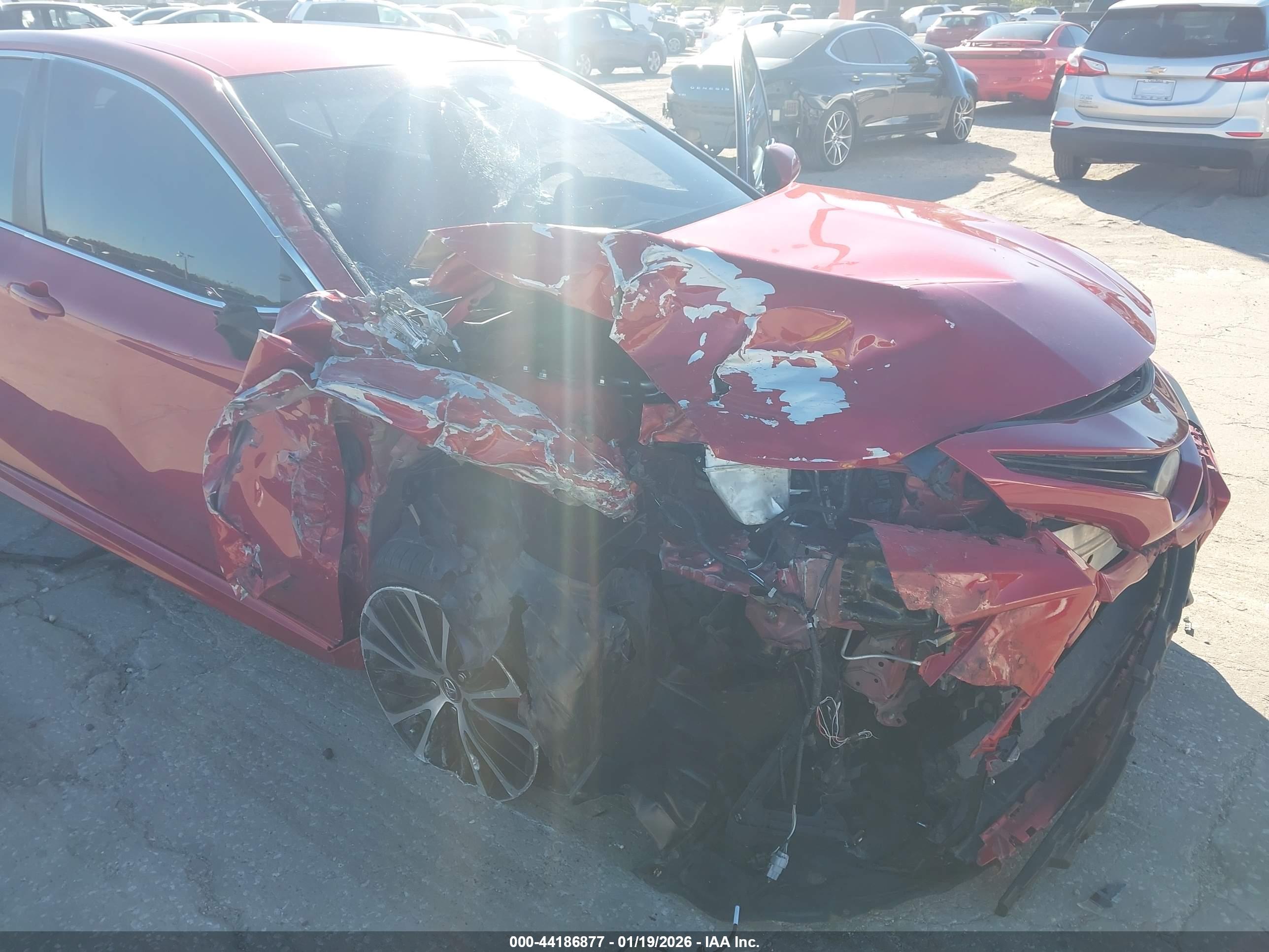TOYOTA CAMRY image 6