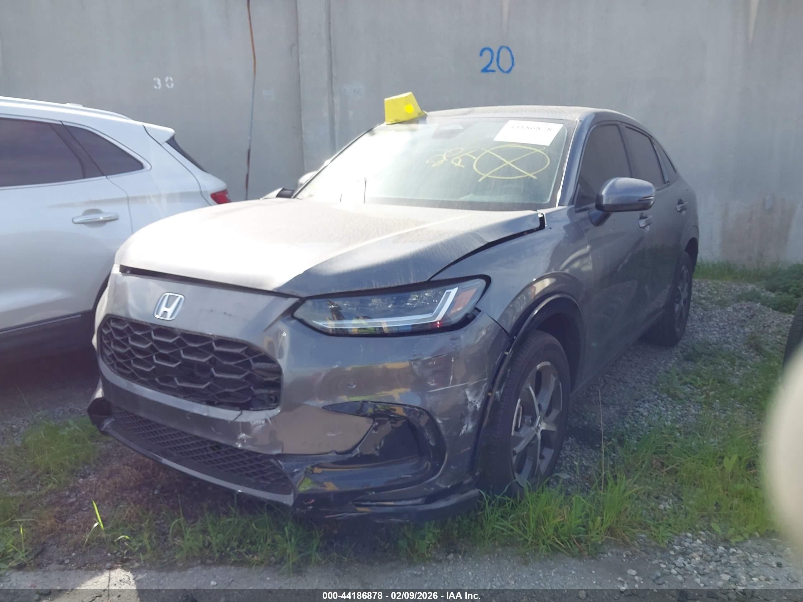 HONDA HR-V image 2
