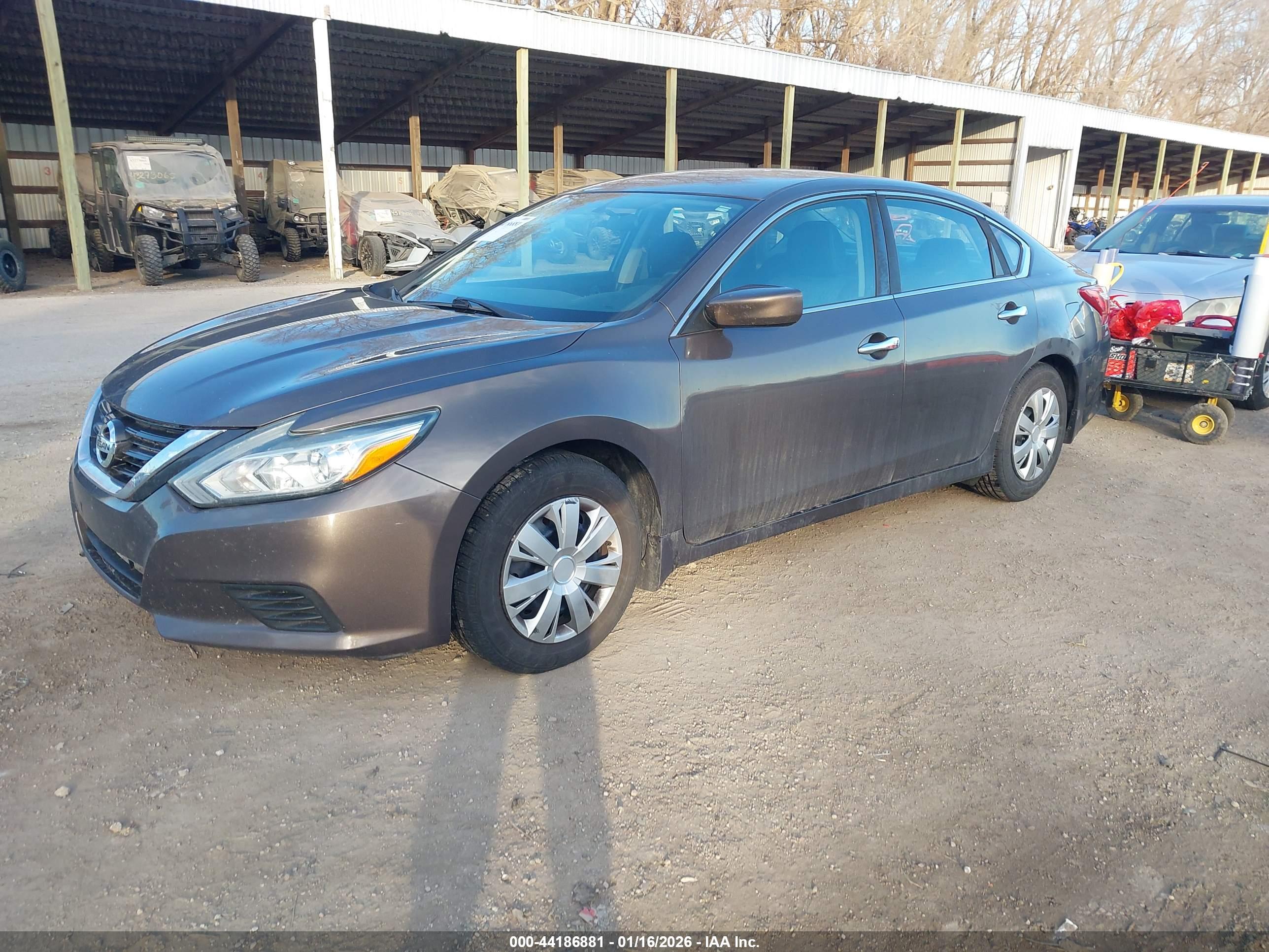 NISSAN ALTIMA image 2