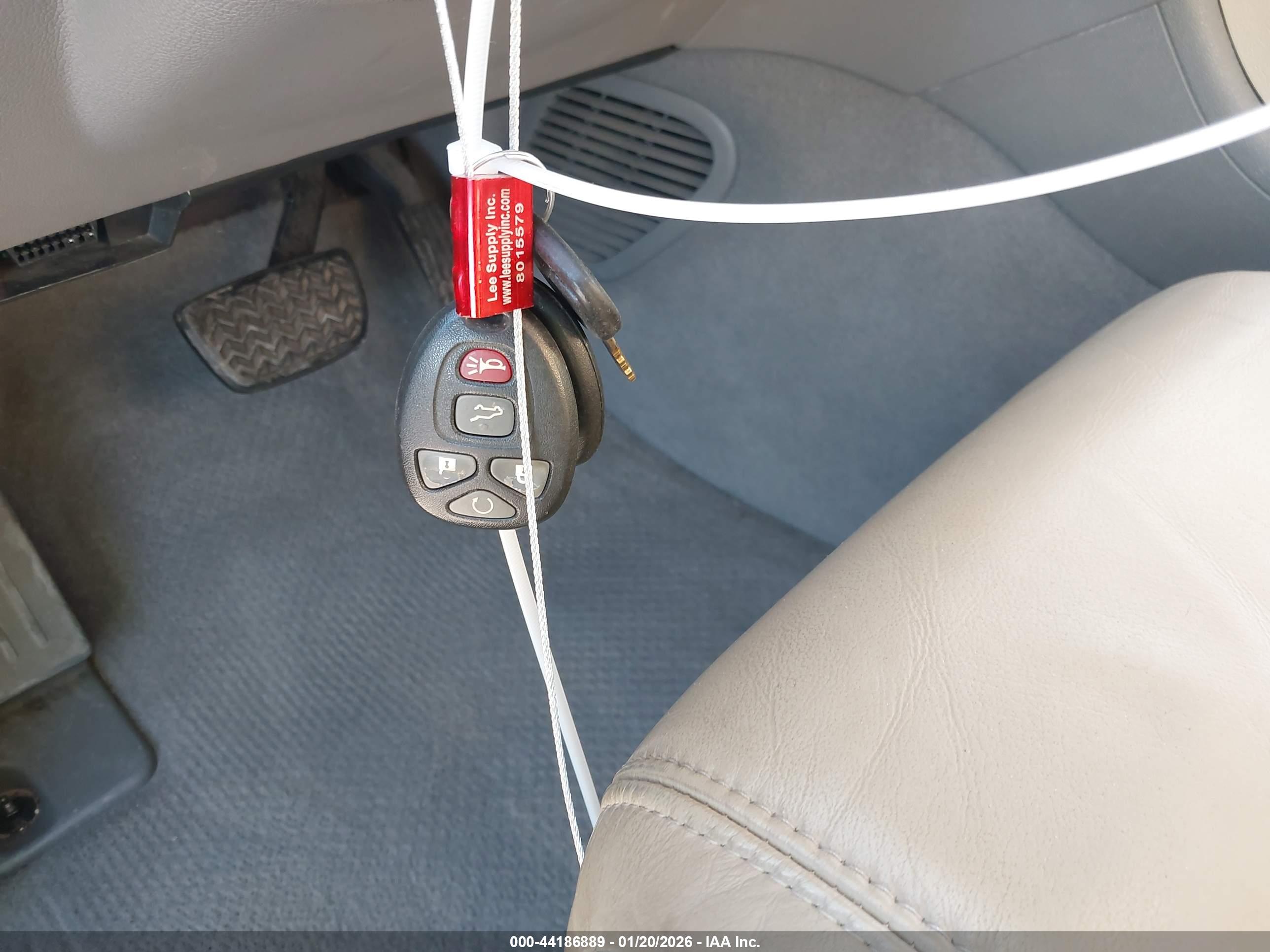 CHEVROLET TRAVERSE image 11