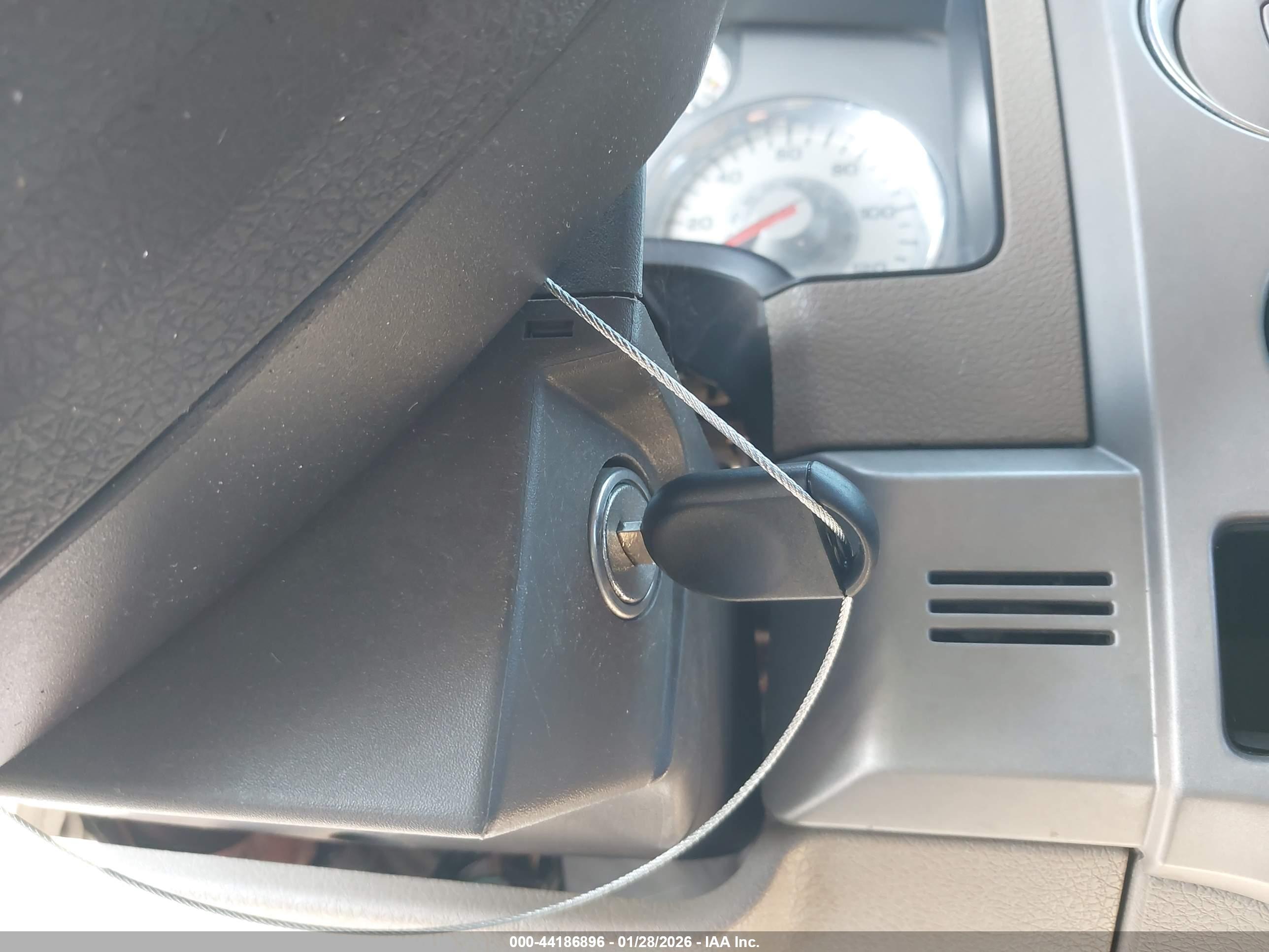FORD F-150 image 11
