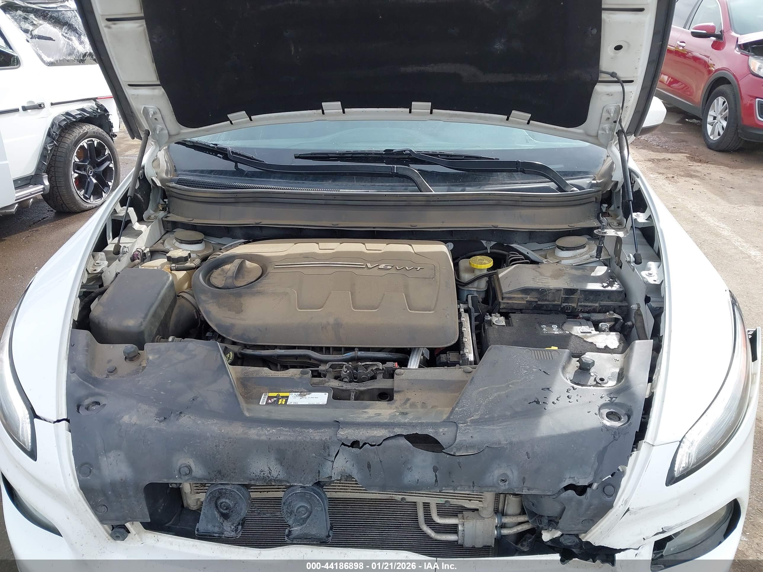 JEEP CHEROKEE image 10