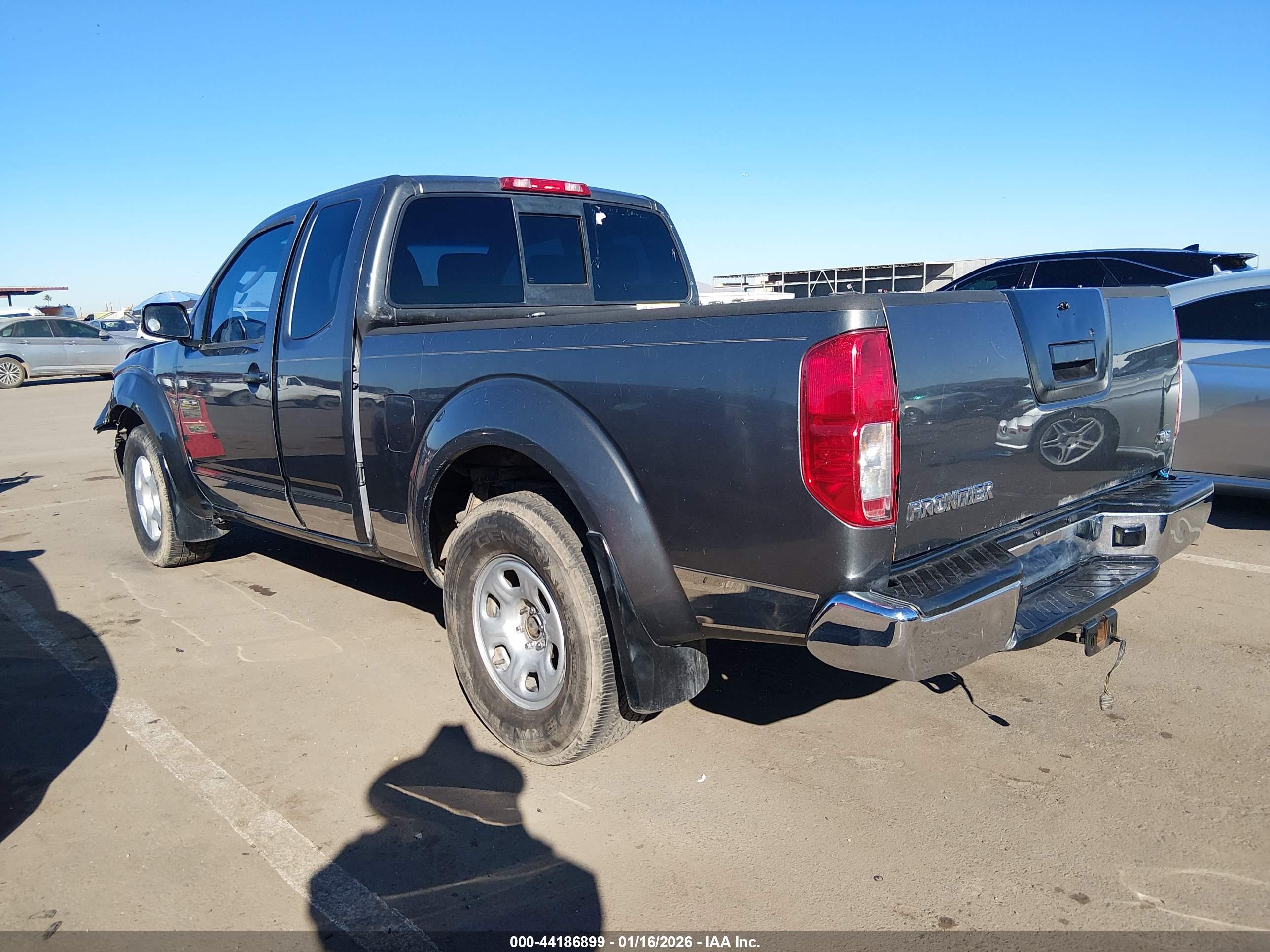NISSAN FRONTIER image 3