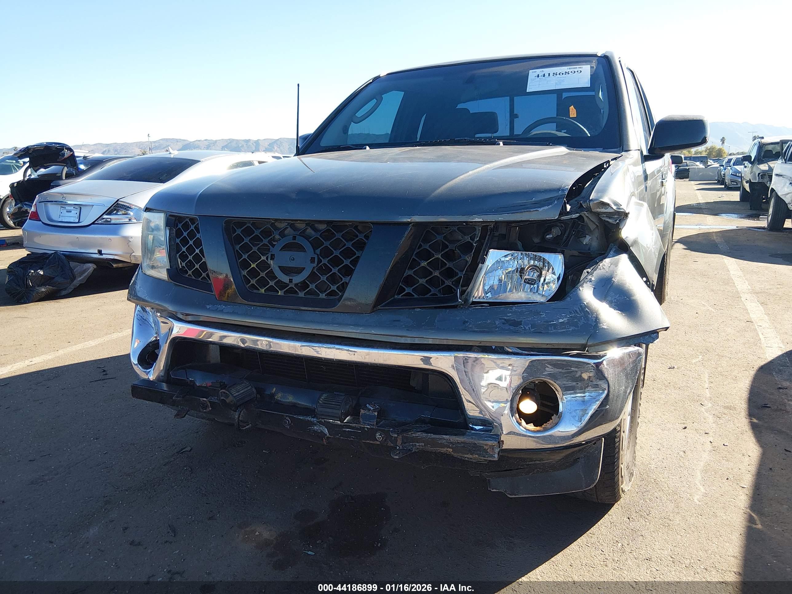 NISSAN FRONTIER image 6