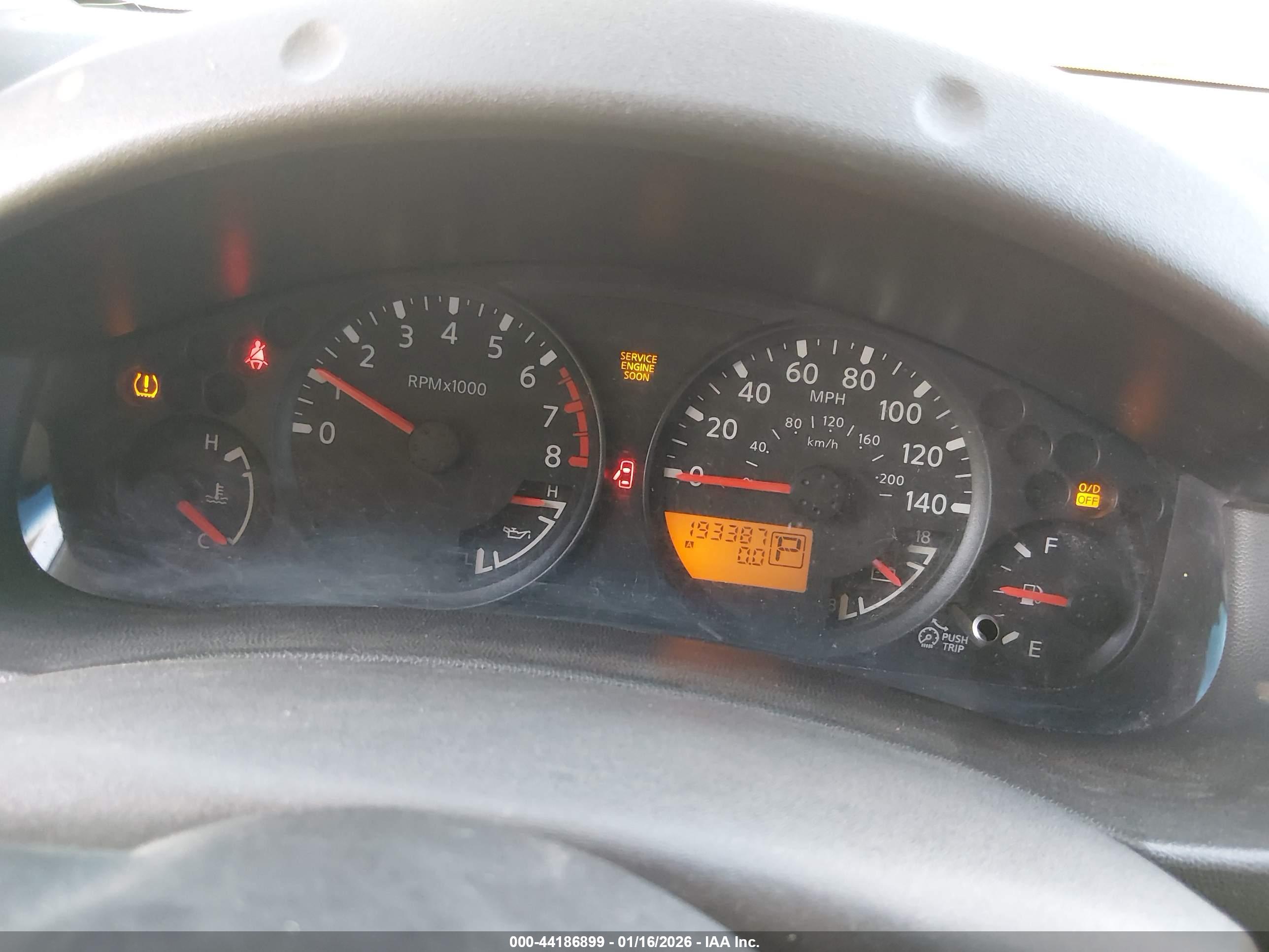 NISSAN FRONTIER image 7